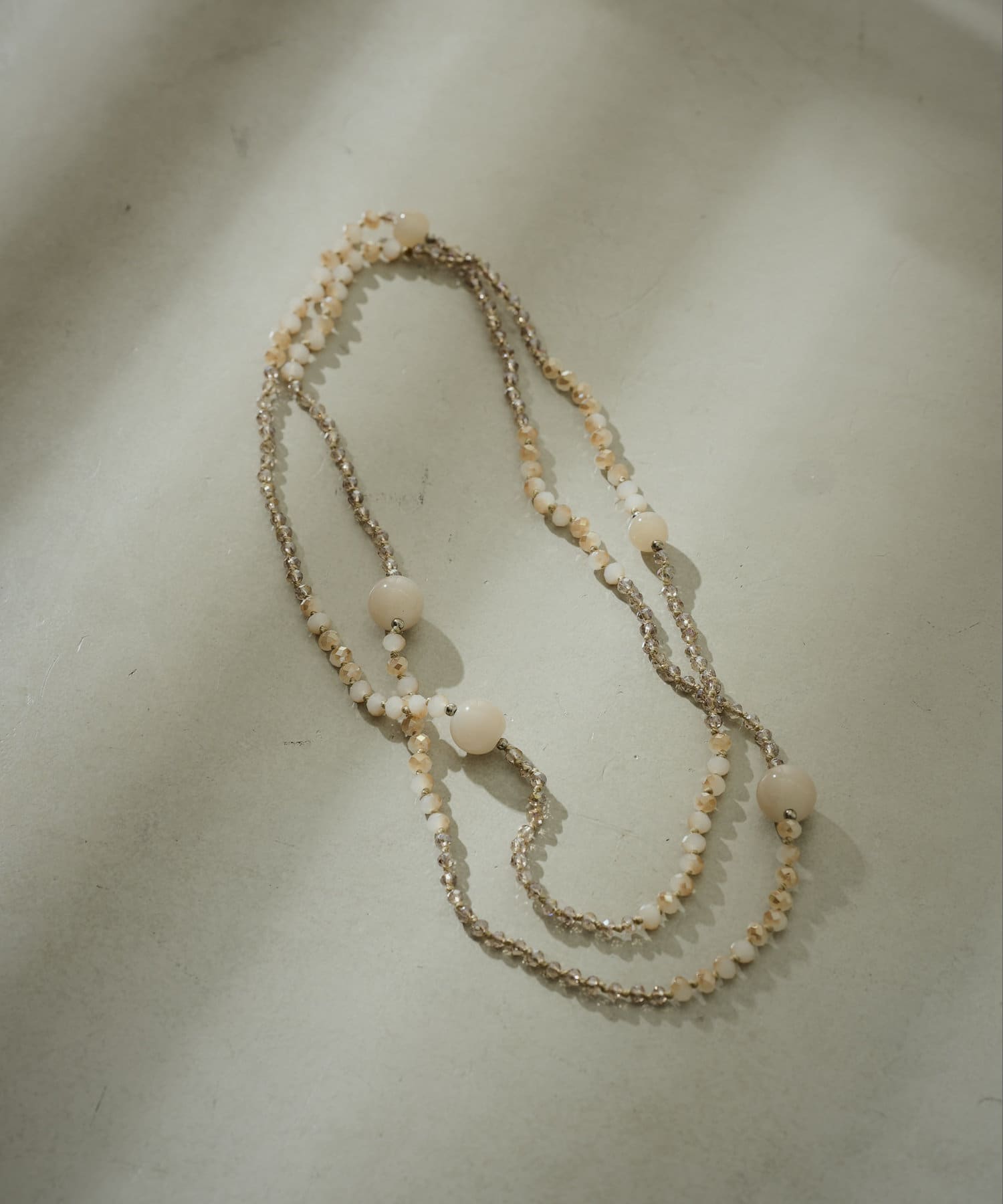 prose verse(プロズヴェール) ビーズロングネックレス