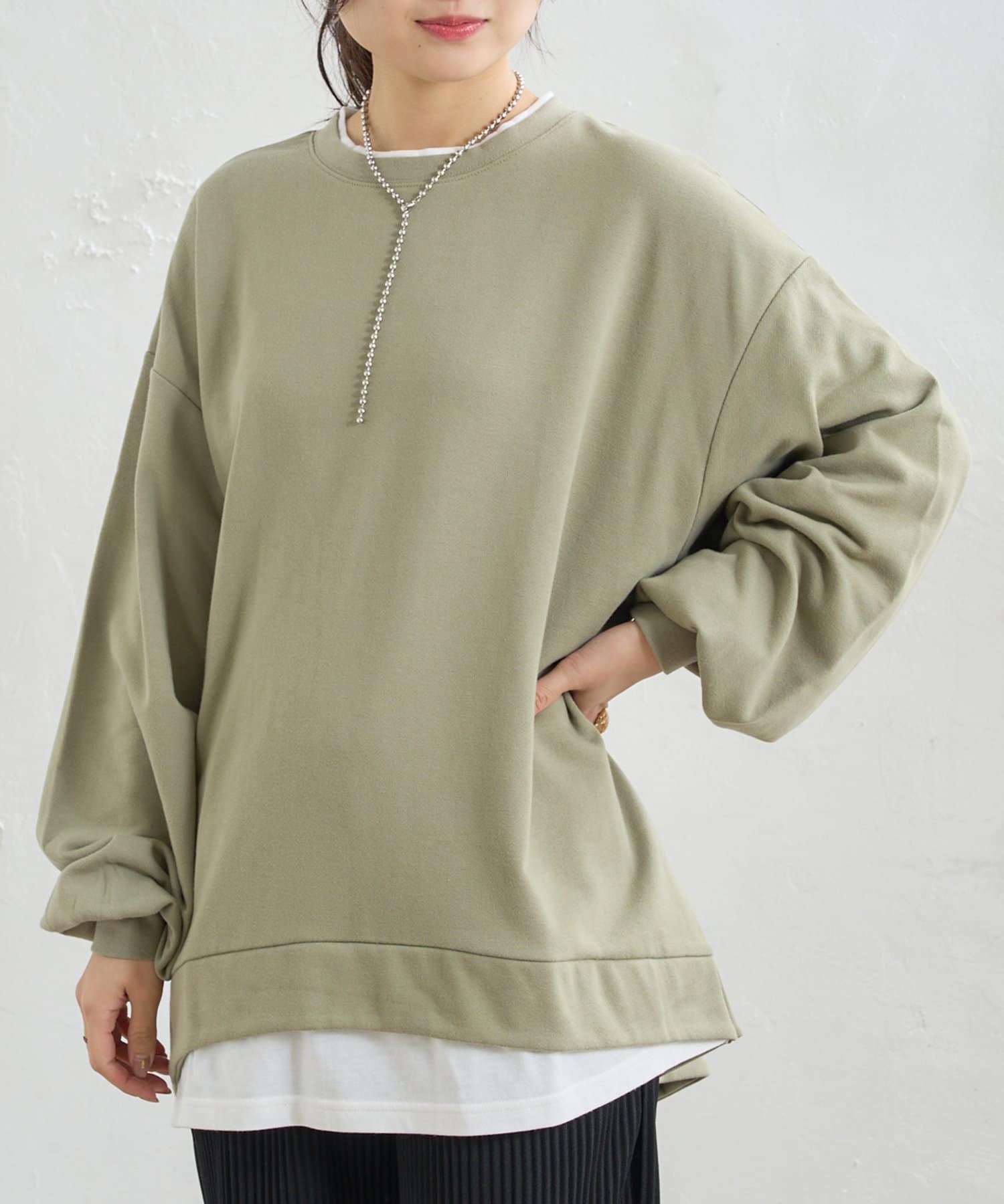 NICE CLAUP / OLIVE des OLIVE OUTLET(ナイスクラップ  / オリーブ デ オリーブ アウトレット) ドッキングゆったりプルオーバー