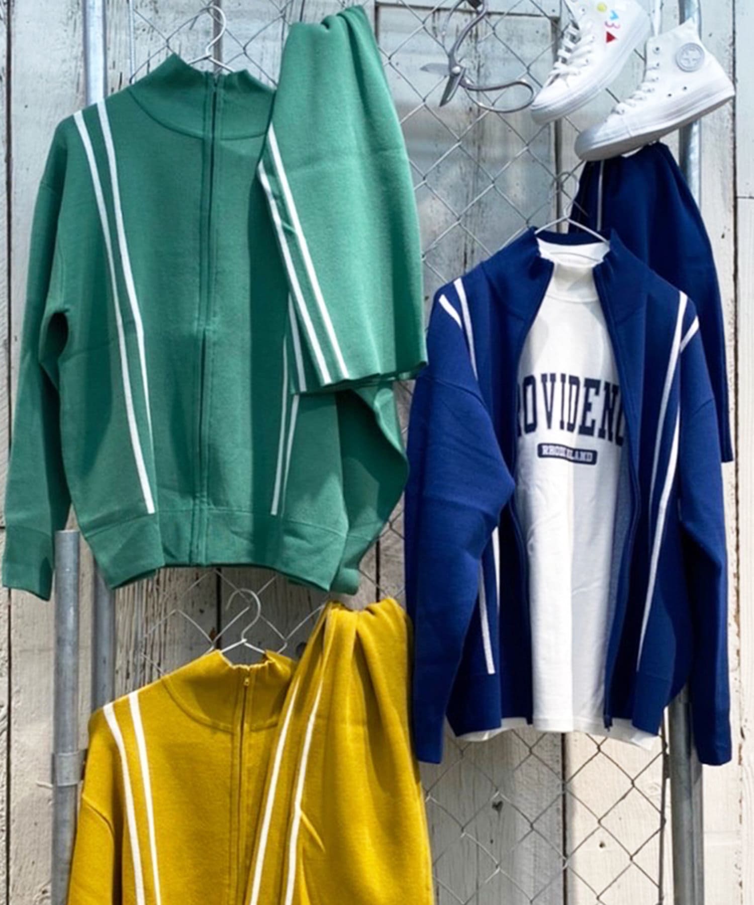 NICE CLAUP / OLIVE des OLIVE OUTLET(ナイスクラップ  / オリーブ デ オリーブ アウトレット) 【NUNIFE】ジャージ風ＺＩＰカーディガン