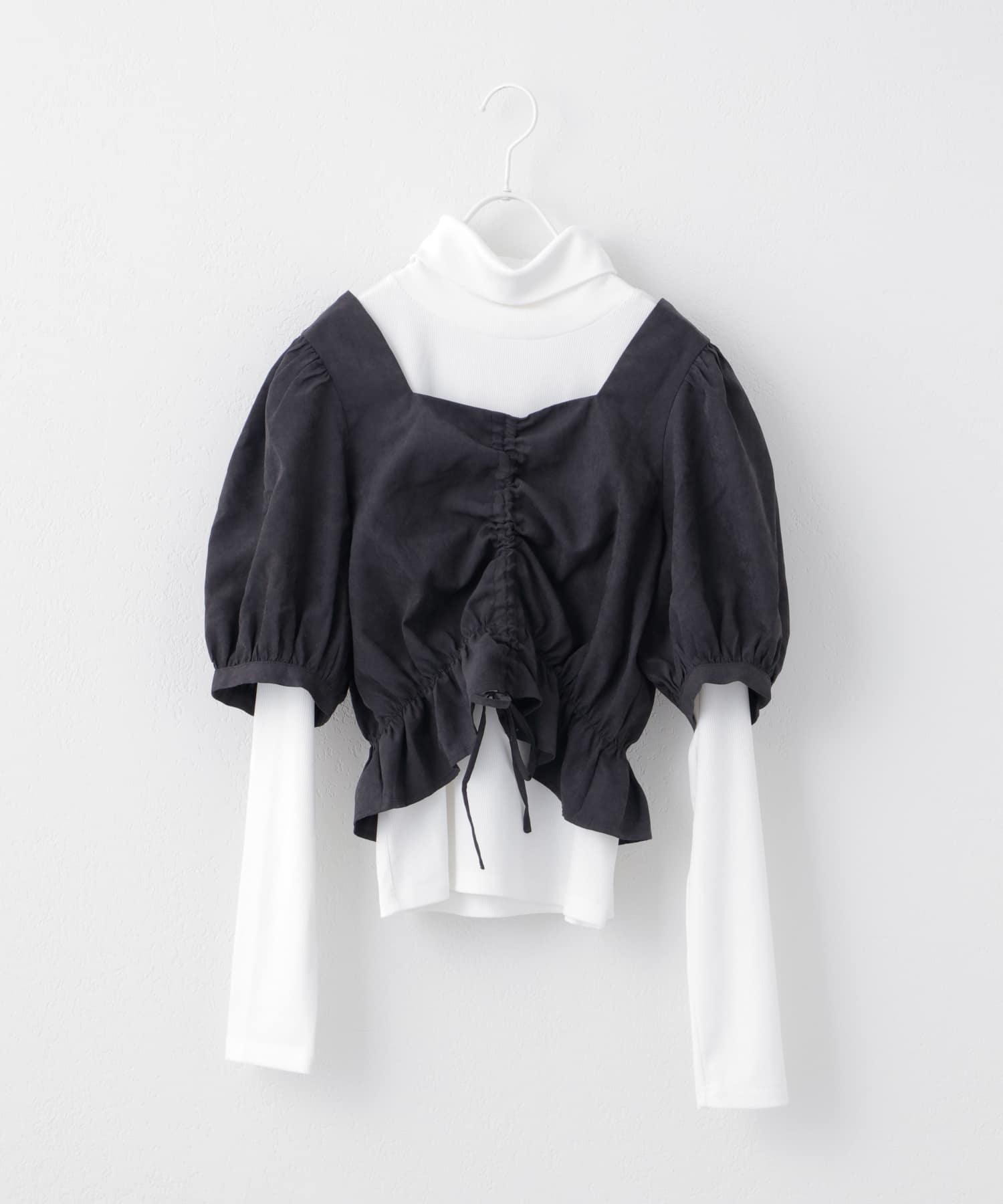 NICE CLAUP / OLIVE des OLIVE OUTLET(ナイスクラップ  / オリーブ デ オリーブ アウトレット) タートルインナーＳＥＴ　スクエアブラウス