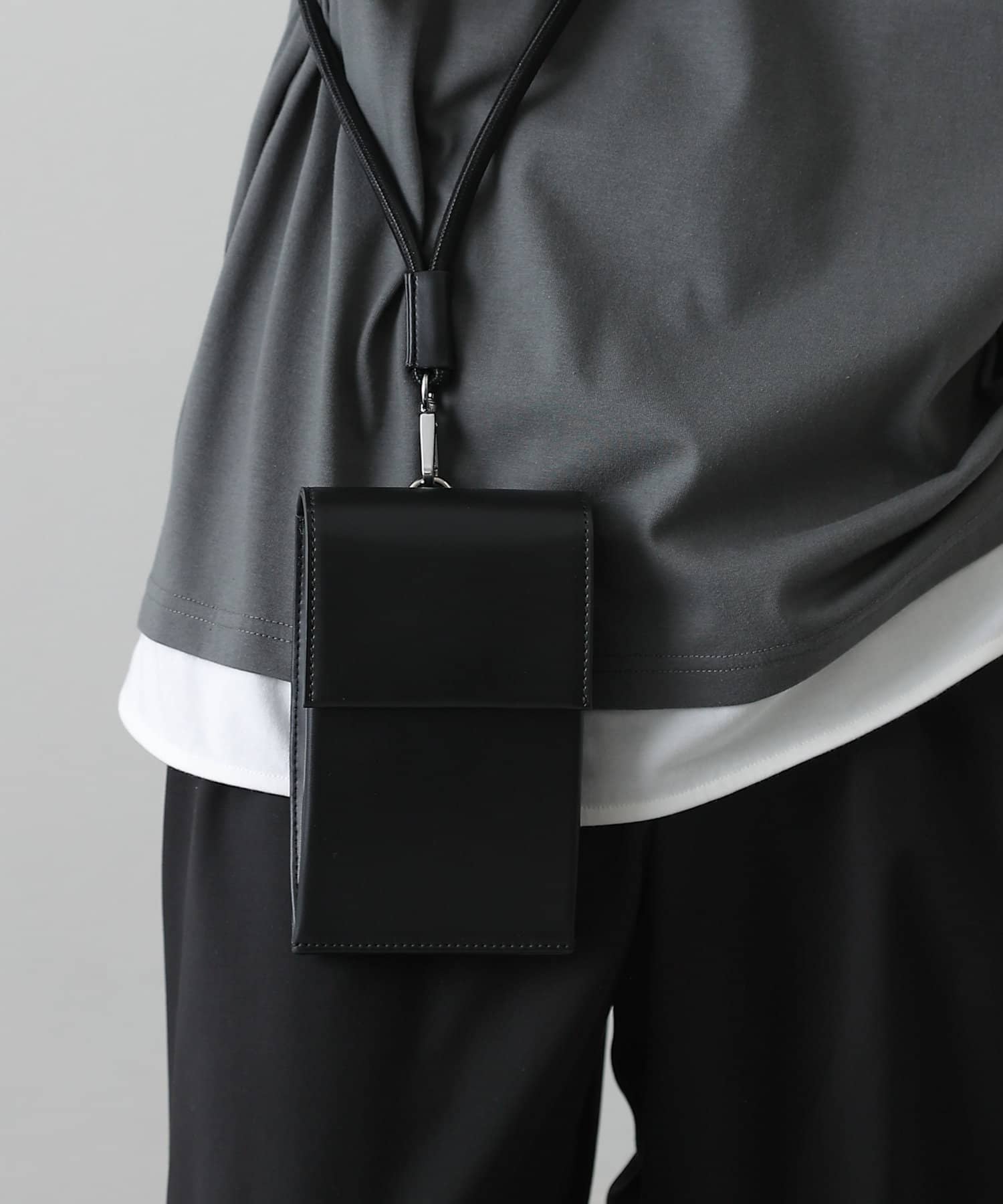 ストラップ付きスマホケース ショルダーバッグ ユニセックス Colony 2139 コロニー トゥーワンスリーナイン レディース Pal Closet パルクローゼット パルグループ公式ファッション通販サイト