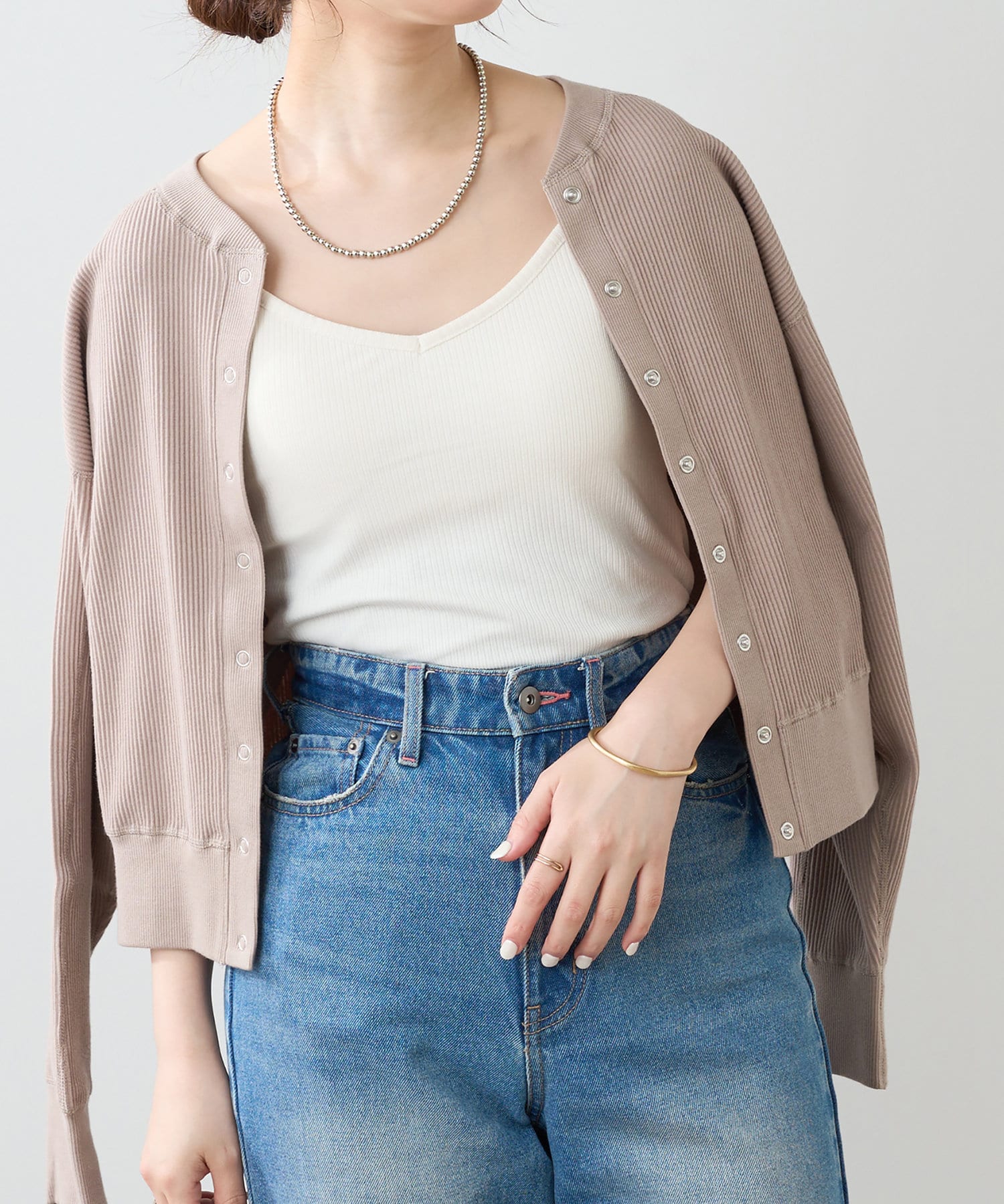 natural couture(ナチュラルクチュール) オールシーズン着用できる！カップ付きテレコリブキャミソール