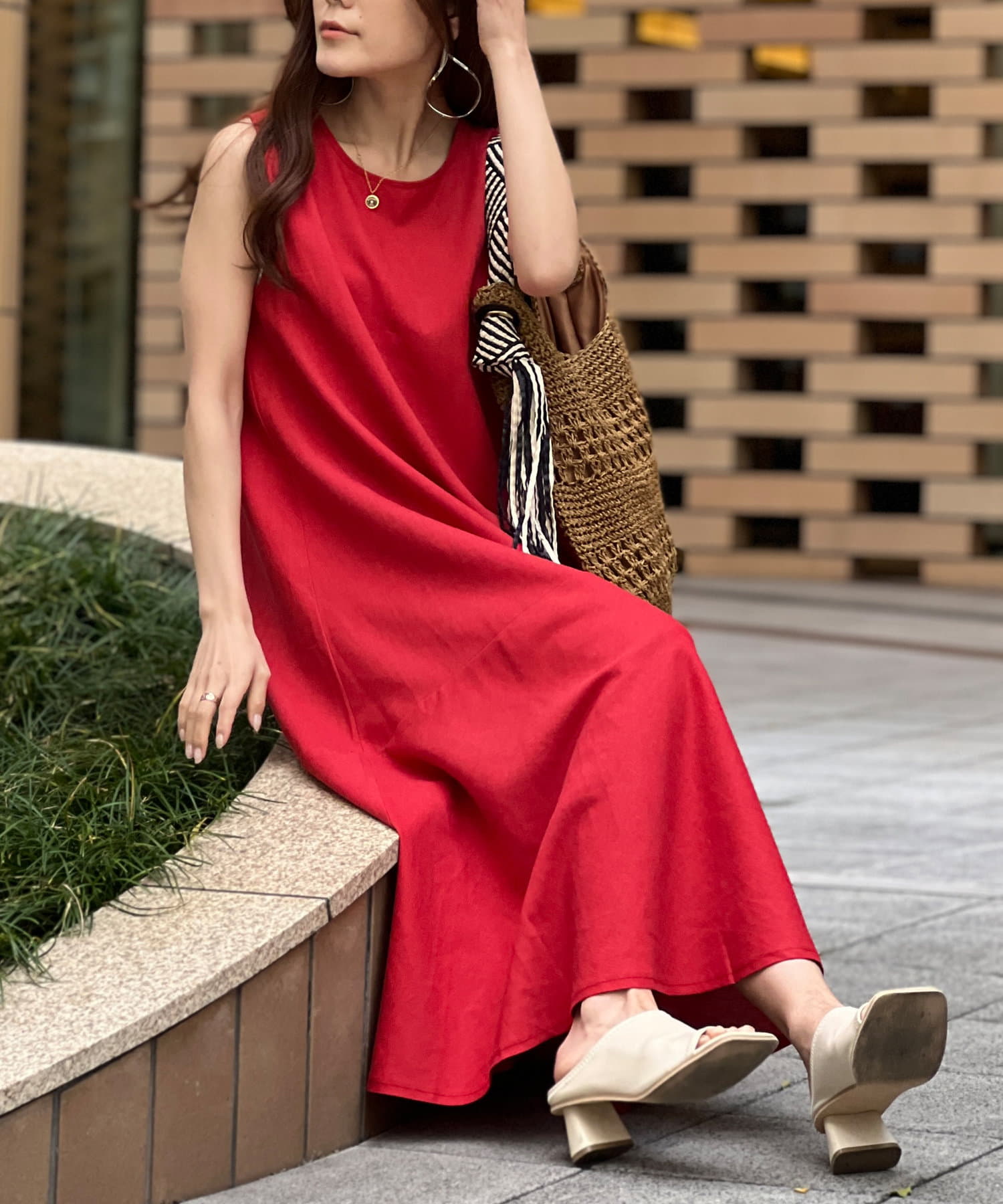 送料無料】 シユ レディース ワンピース トップス Midi dress Tomato red-