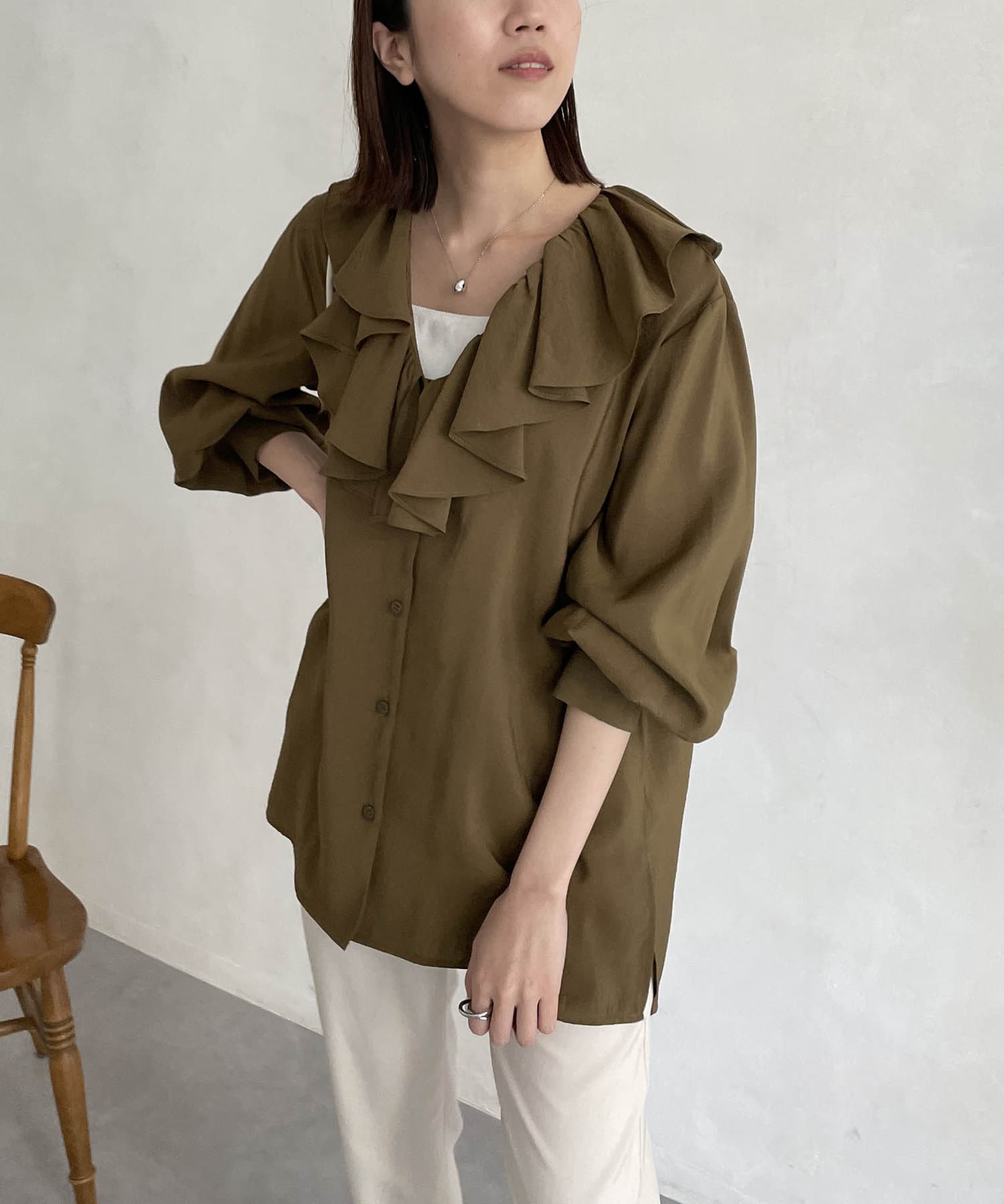 フリル前開きシャツ Capricieux Le Mage カプリシュレマージュ レディース Pal Closet パルクローゼット パルグループ公式ファッション通販サイト