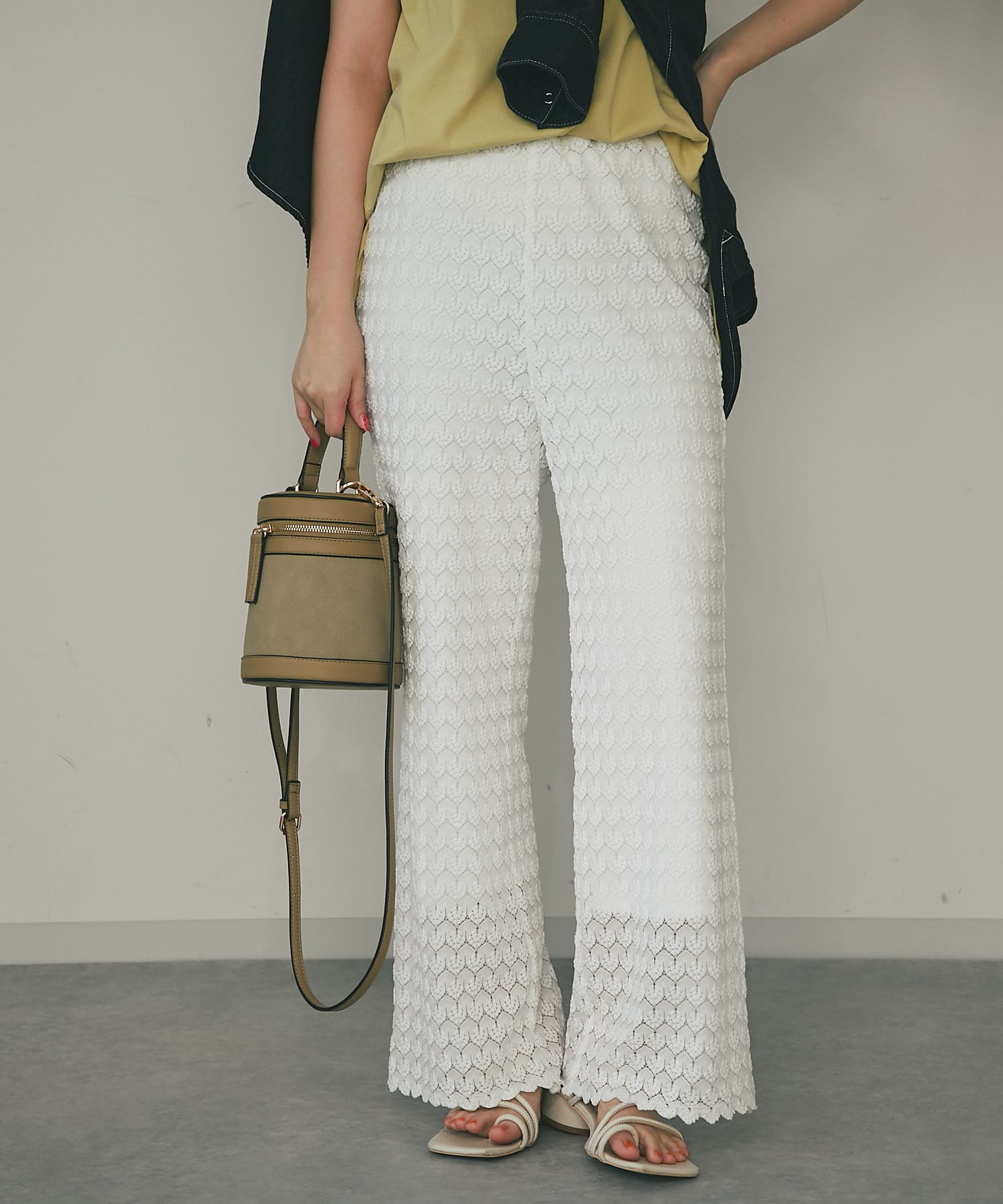 un dix cors(アンディコール) LIVEでご紹介【贅沢な総レース】カットレースパンツ