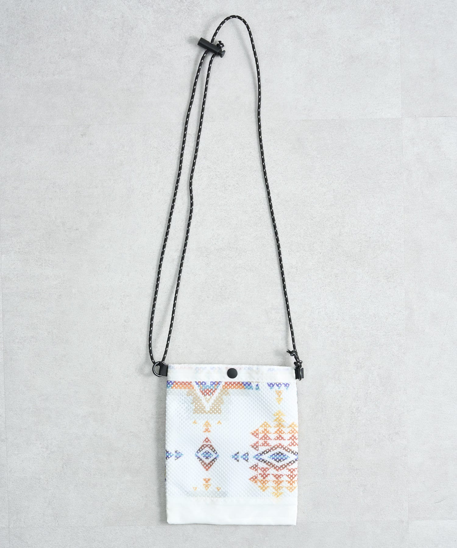 Pendleton メッシュプリントネックポーチ Cpcm シーピーシーエム メンズ Pal Closet パルクローゼット パルグループ公式ファッション通販サイト