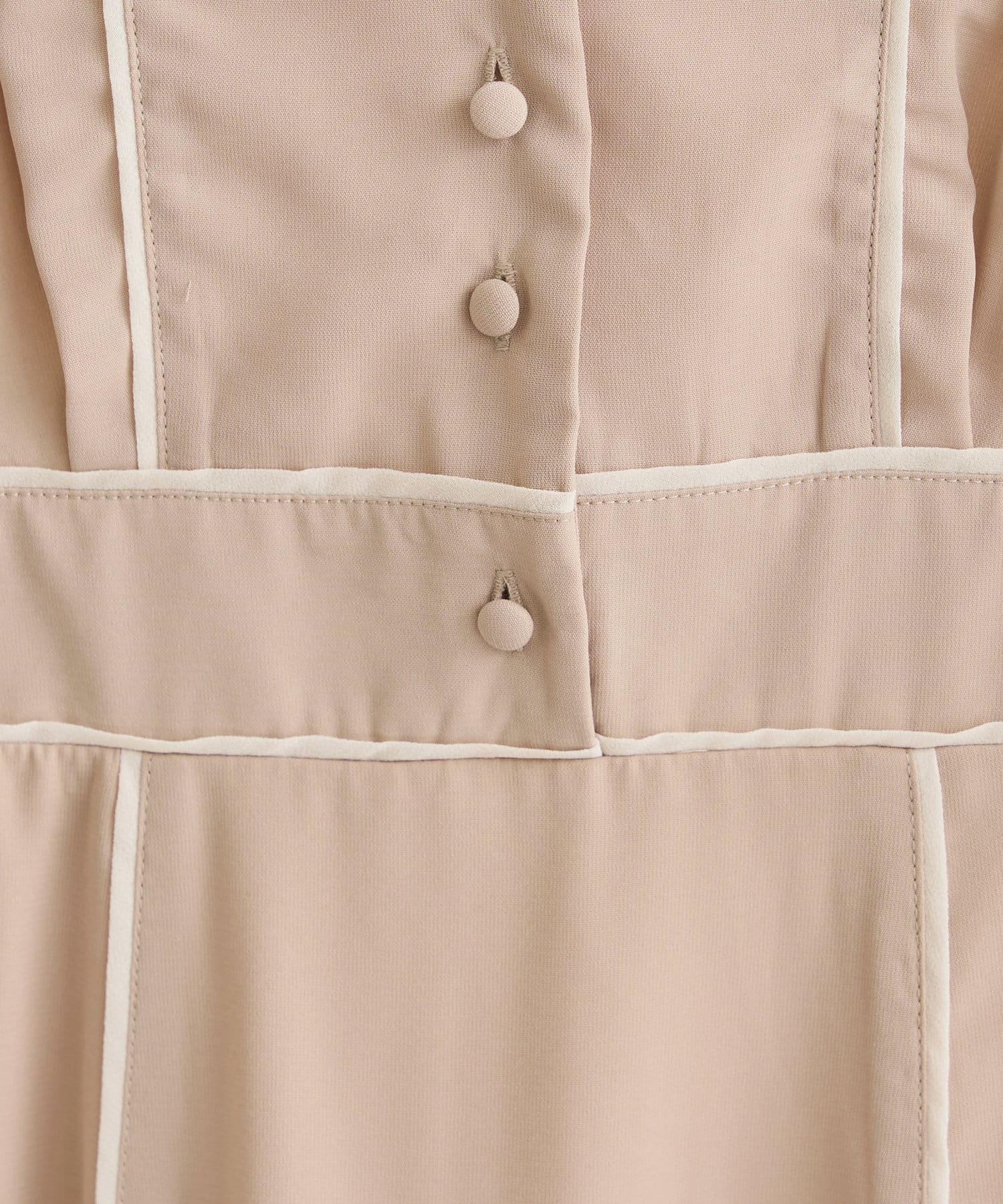 natural couture(ナチュラルクチュール) WEB限定カラー有り/女性らしさが際立つ1着 配色パイピングお上品ワンピース