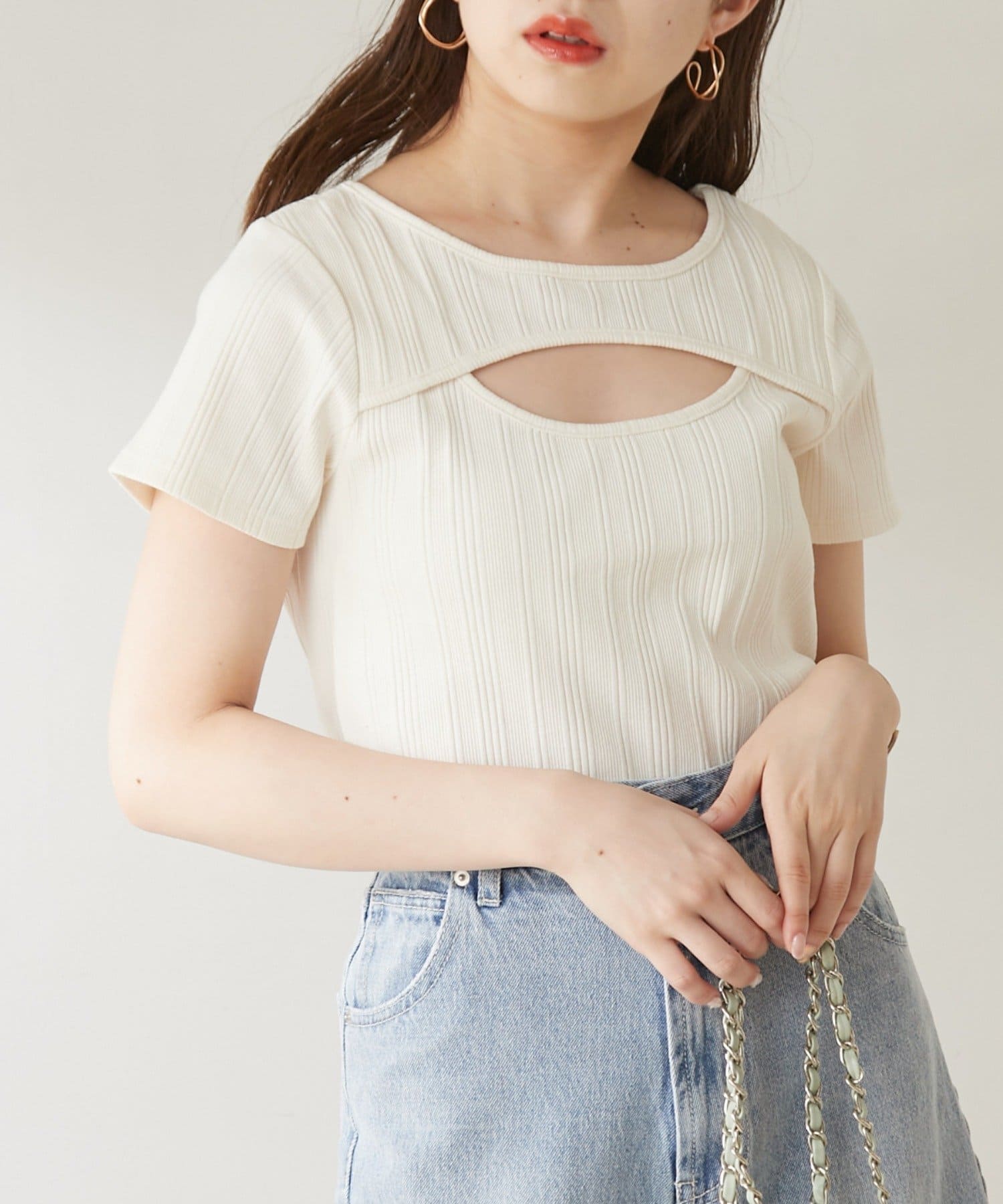 胸開きデザインリブチビt Chico チコ レディース Pal Closet パルクローゼット パルグループ公式ファッション通販サイト