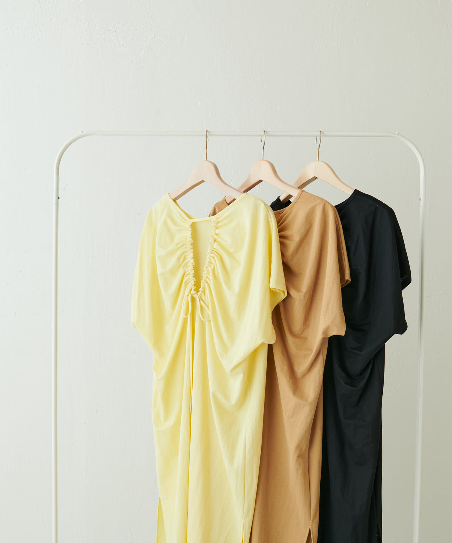 大人の抜け感アイテム バックドレープワンピース Jena Espace Merveilleux ジェナ エスパスメルヴェイユ レディース Pal Closet パルクローゼット パルグループ公式ファッション通販サイト