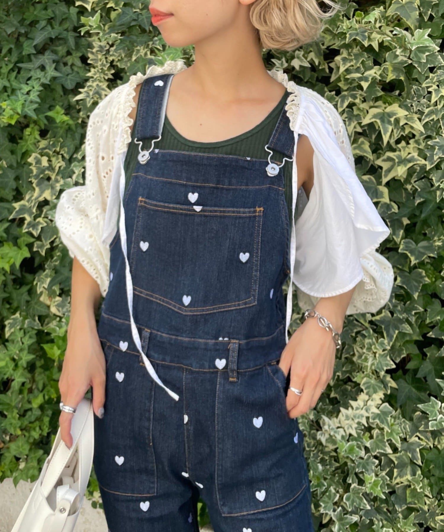30 割引ブラック系 Free Size人気 チャオパニック マーガレット刺繍デニムオーバーオール サロペット オーバーオール パンツブラック系free Size Urbanfarminginstitute Org