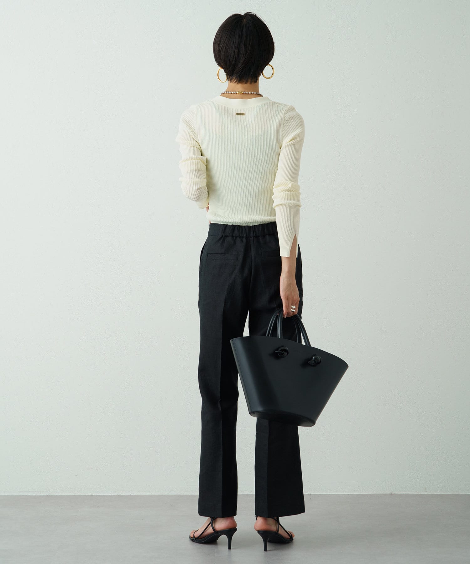 Loungedress】シンプルVニット | OUTLET(アウトレット