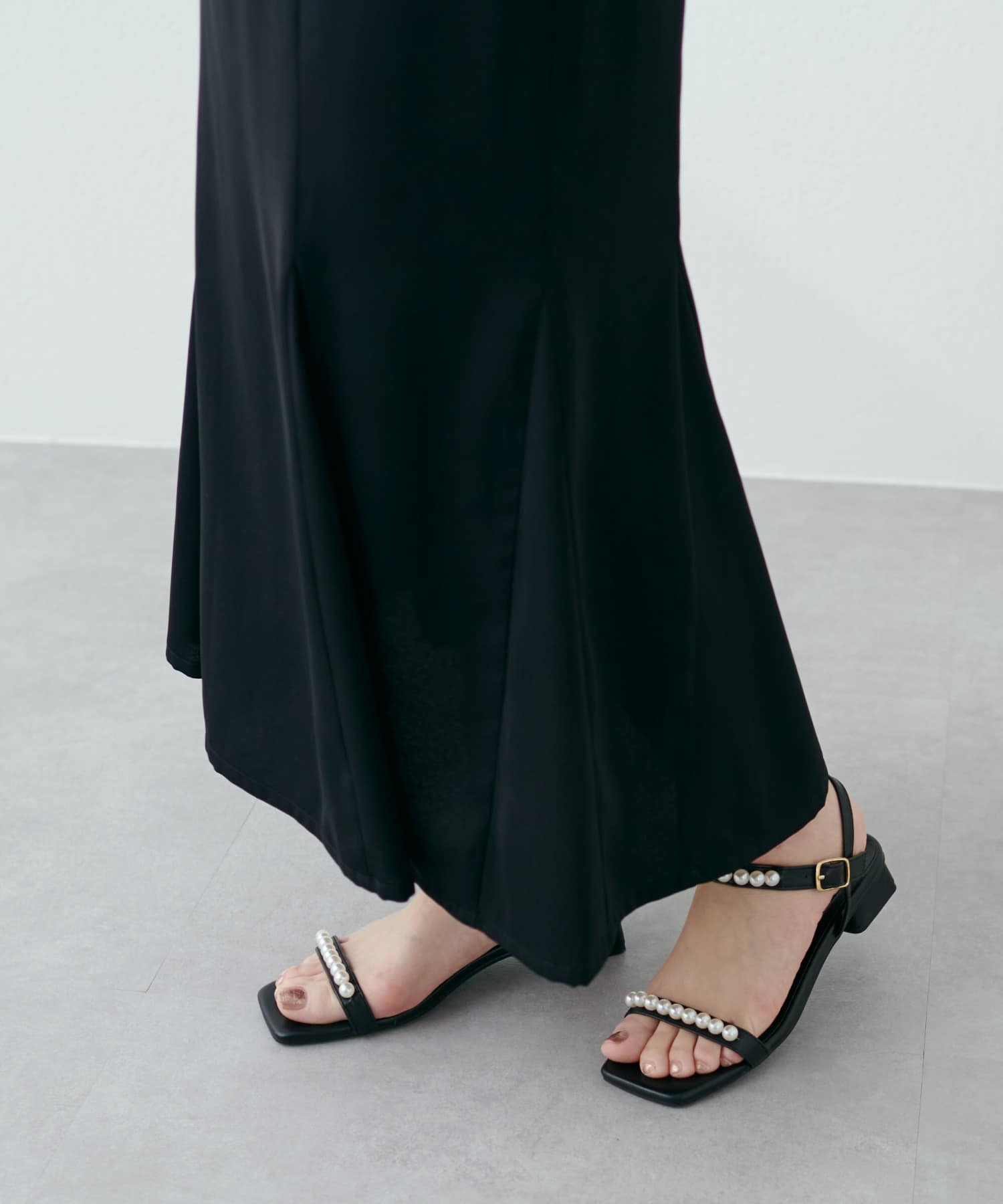 NICE CLAUP / OLIVE des OLIVE OUTLET(ナイスクラップ  / オリーブ デ オリーブ アウトレット) ハイウエスト落ち感マーメイドスカート