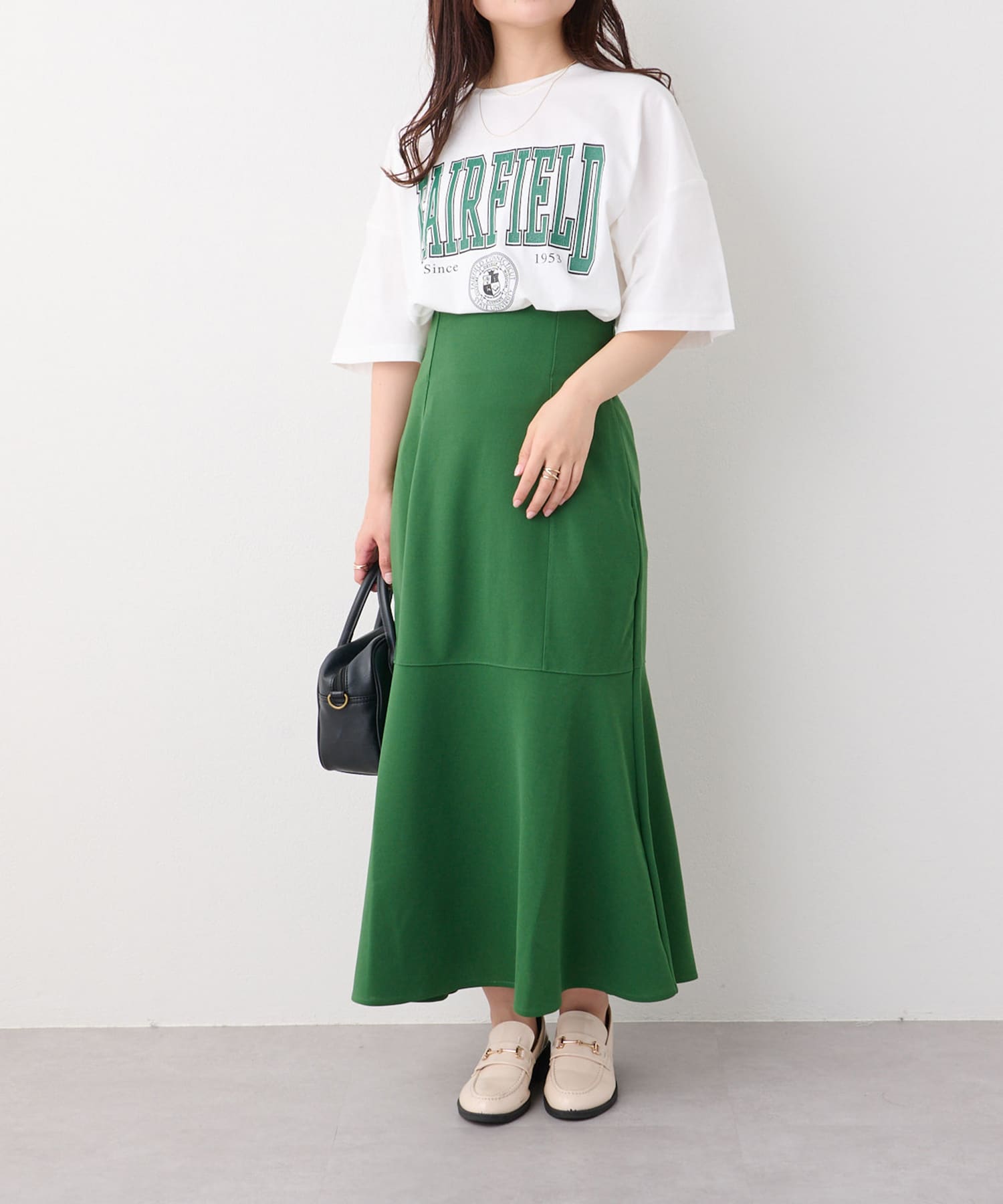 NICE CLAUP / OLIVE des OLIVE OUTLET(ナイスクラップ  / オリーブ デ オリーブ アウトレット) 【WEB限定カラーあり】ひび割れカレッジプリントT