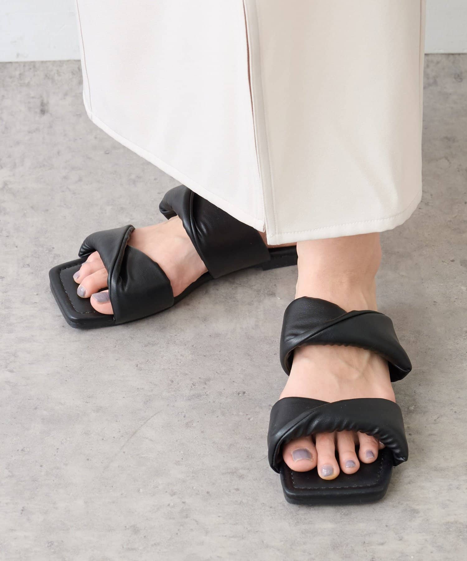 NEW】編み込みフラットサンダル - COLONY 2139(コロニートゥーワン