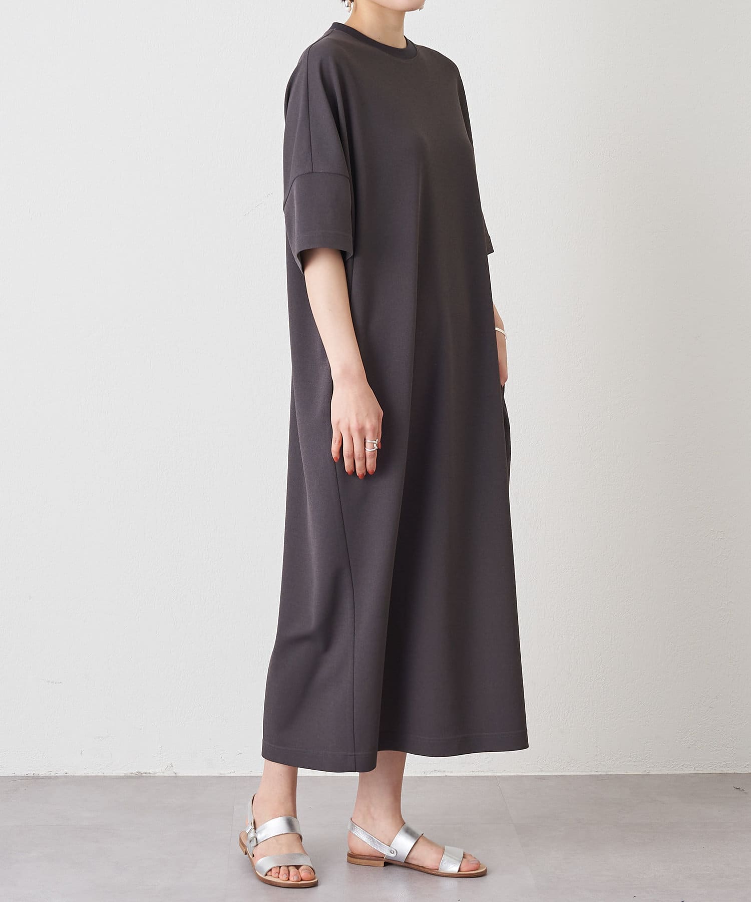 Liveでご紹介 ドライタッチシカクワンピース Beardsley ビアズリー レディース Pal Closet パルクローゼット パルグループ公式ファッション通販サイト