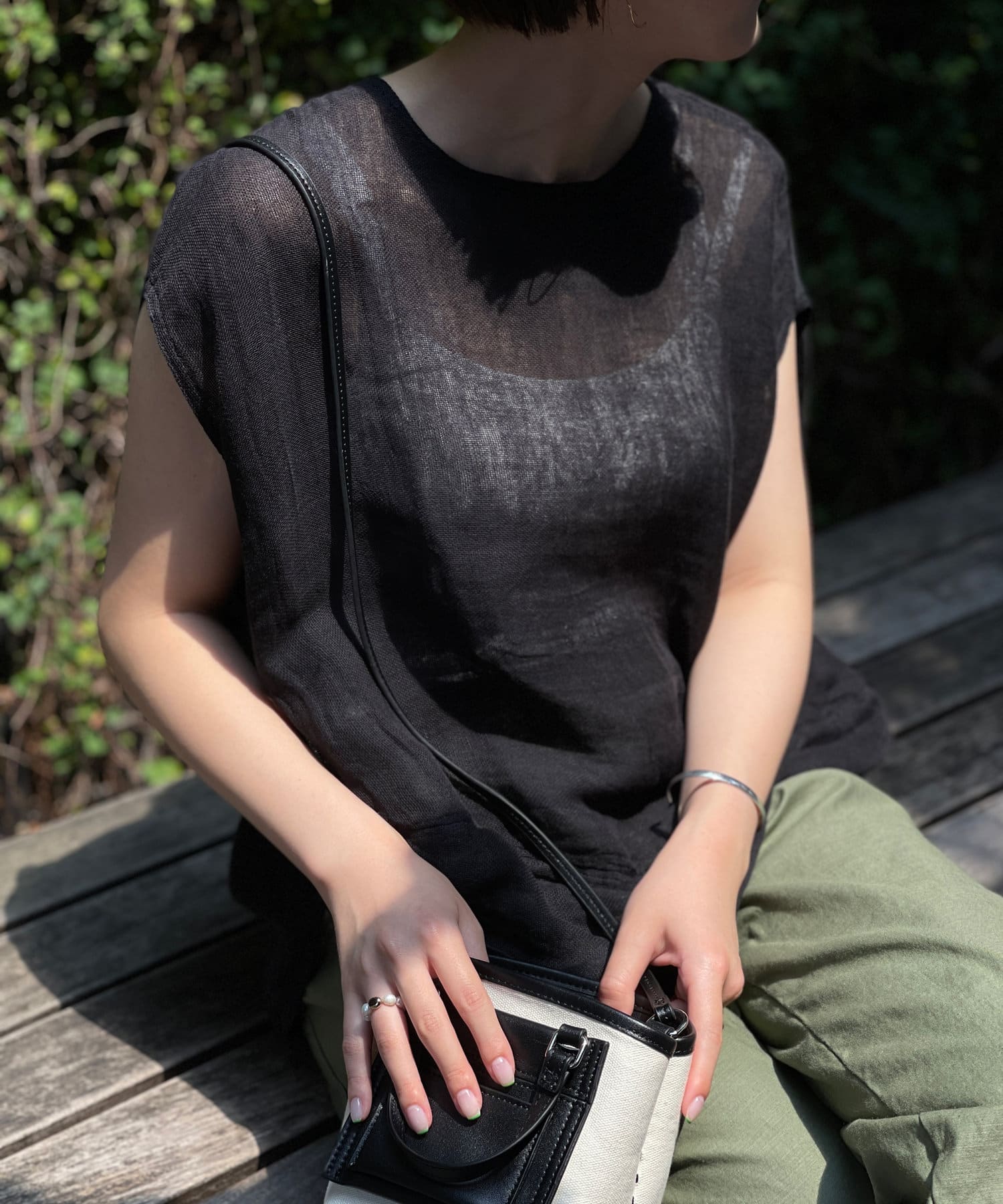 待望の蚊帳（カヤ）ブラウス、オンラインストア限定カラーの