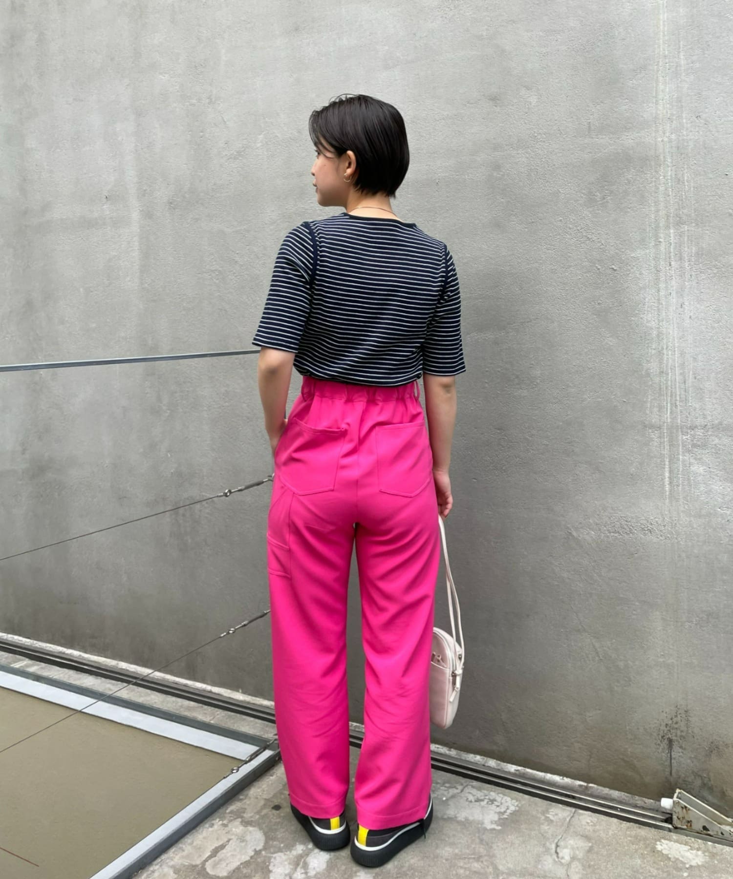 CIAOPANIC(チャオパニック) 肌見せでヘルシーな、ボーダーパイピングカットアウトTEE