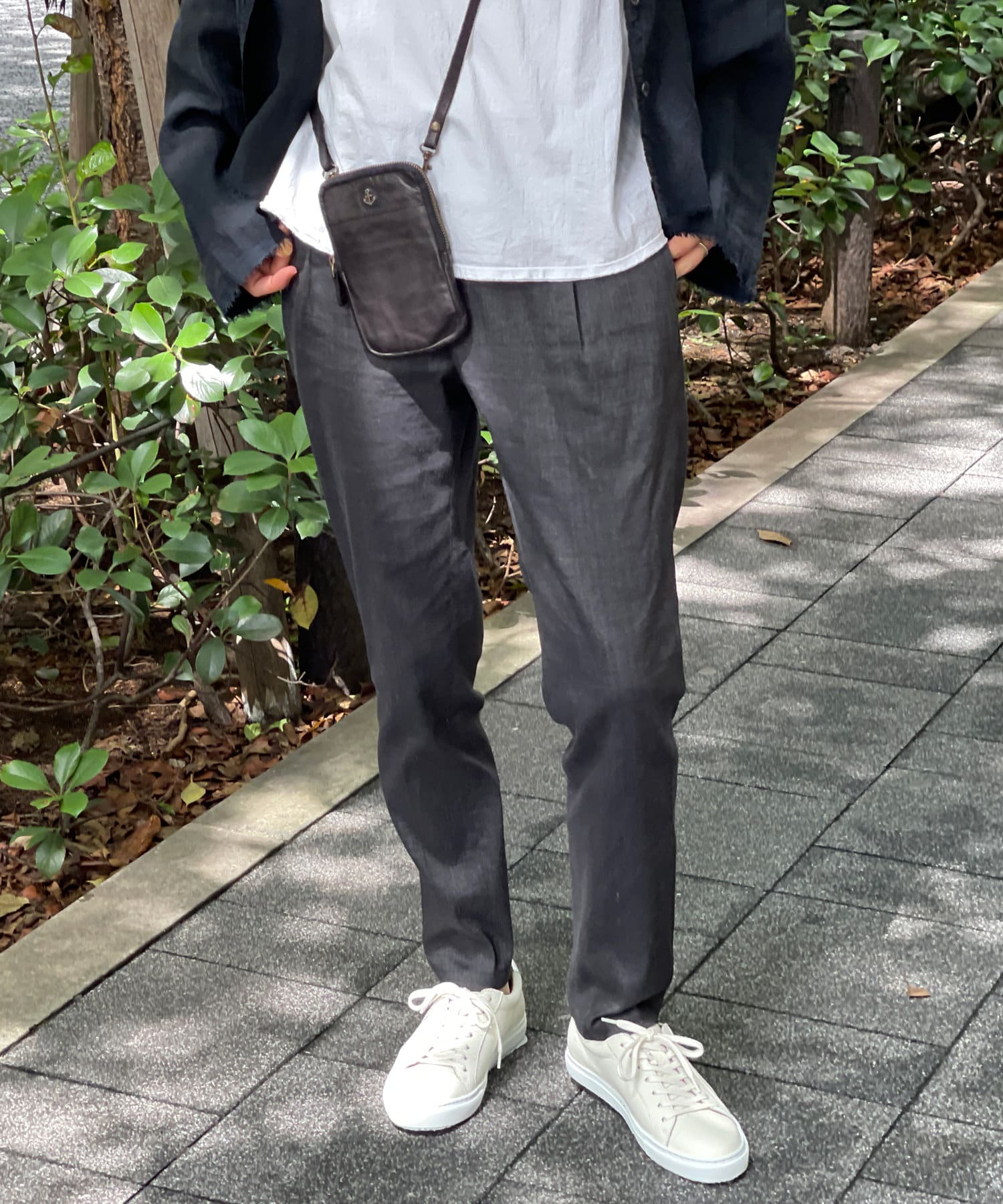 【ビアズリー】リネンストレッチスリムタックパンツ 買うなら今！』の美脚が叶う名品パンツ - BEARDSLEY(ビアズリー