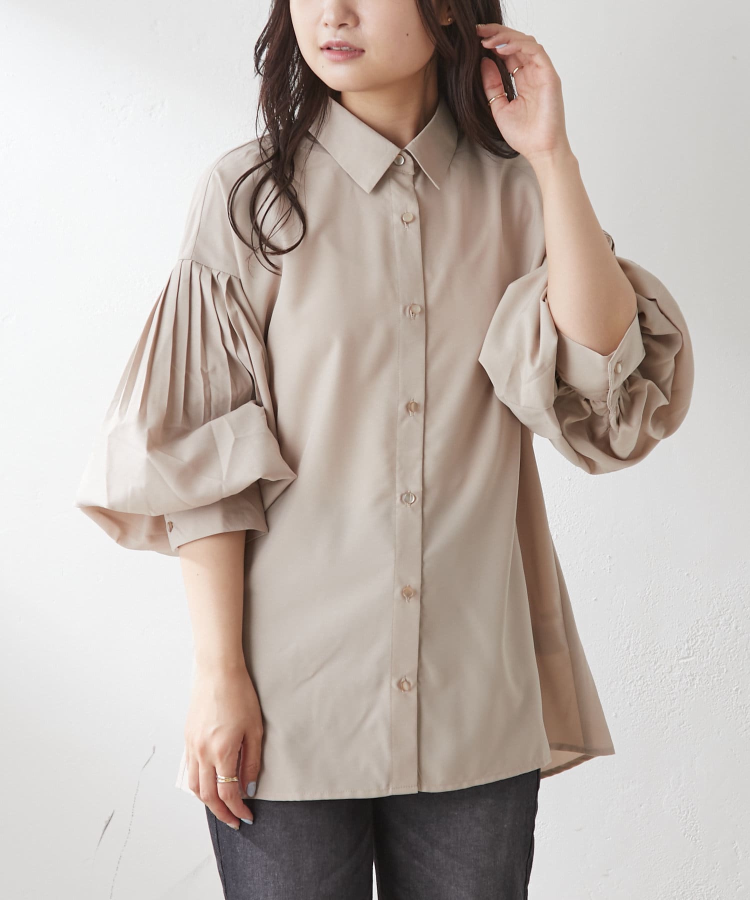 NICE CLAUP / OLIVE des OLIVE OUTLET(ナイスクラップ  / オリーブ デ オリーブ アウトレット) 袖ボリュームシャツ