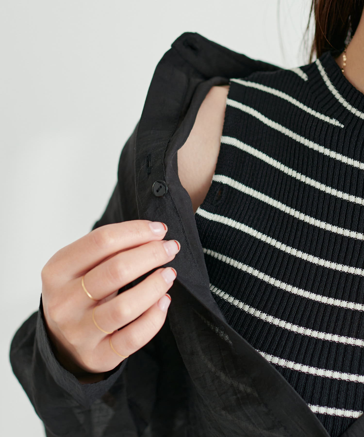 natural couture(ナチュラルクチュール) WEB限定カラー有り/コレ1着でコーデが決まる  シアーシャツ×リブニットセット