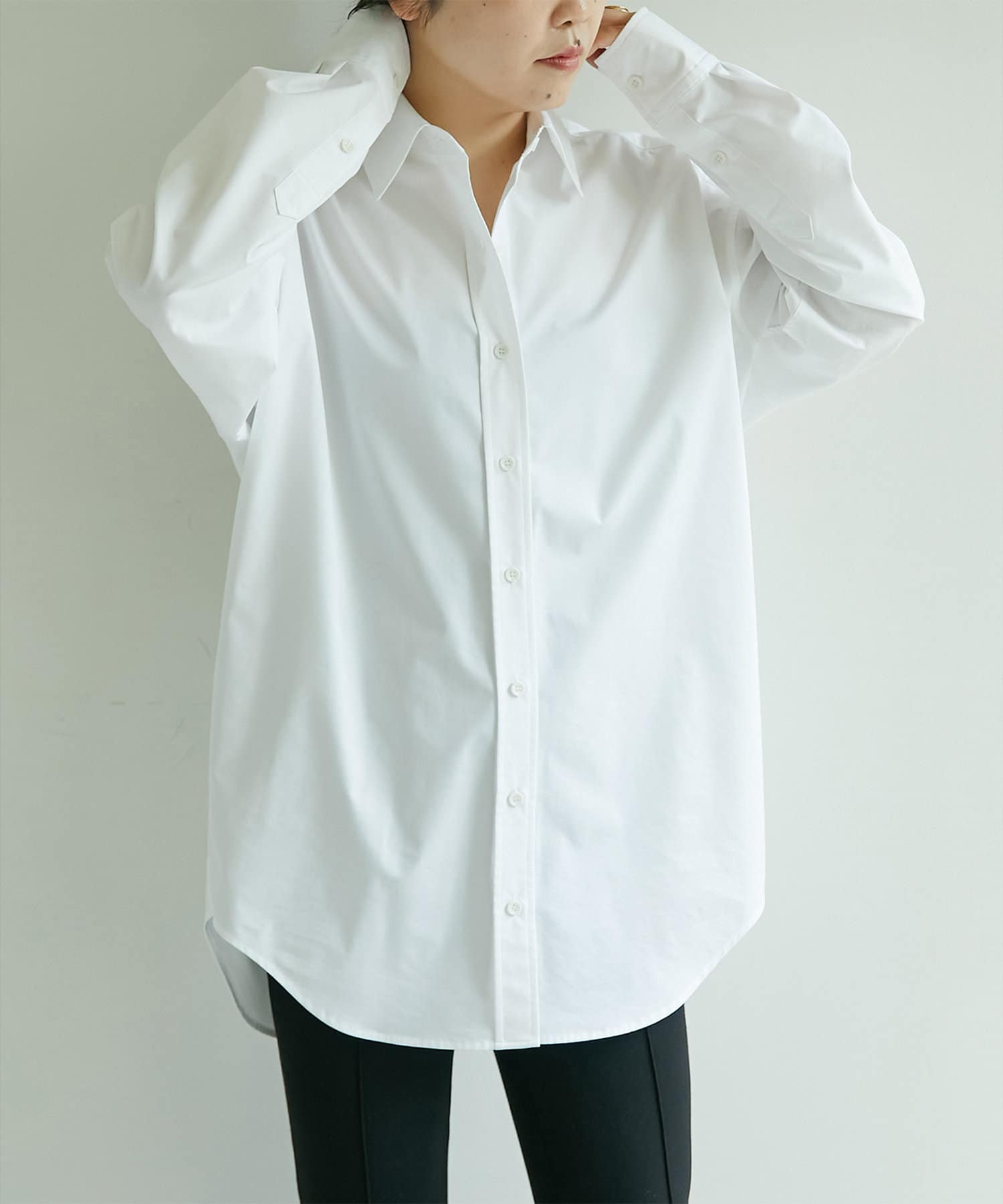 ウィムガゼット【美品】　ウエストリボンドレスシャツ　ノーカラーシャツ　白