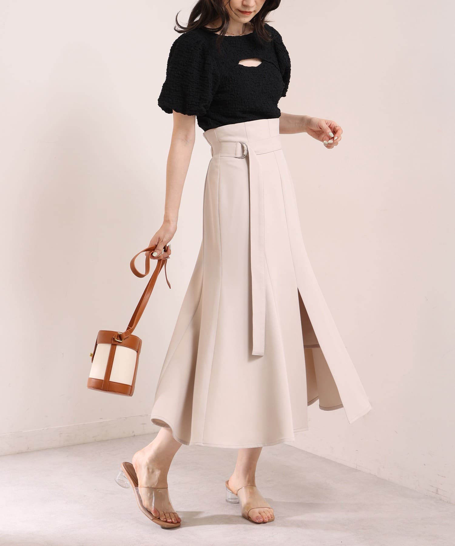 NICE CLAUP / OLIVE des OLIVE OUTLET(ナイスクラップ  / オリーブ デ オリーブ アウトレット) 【one after another】胸あきＴｏｐｓ