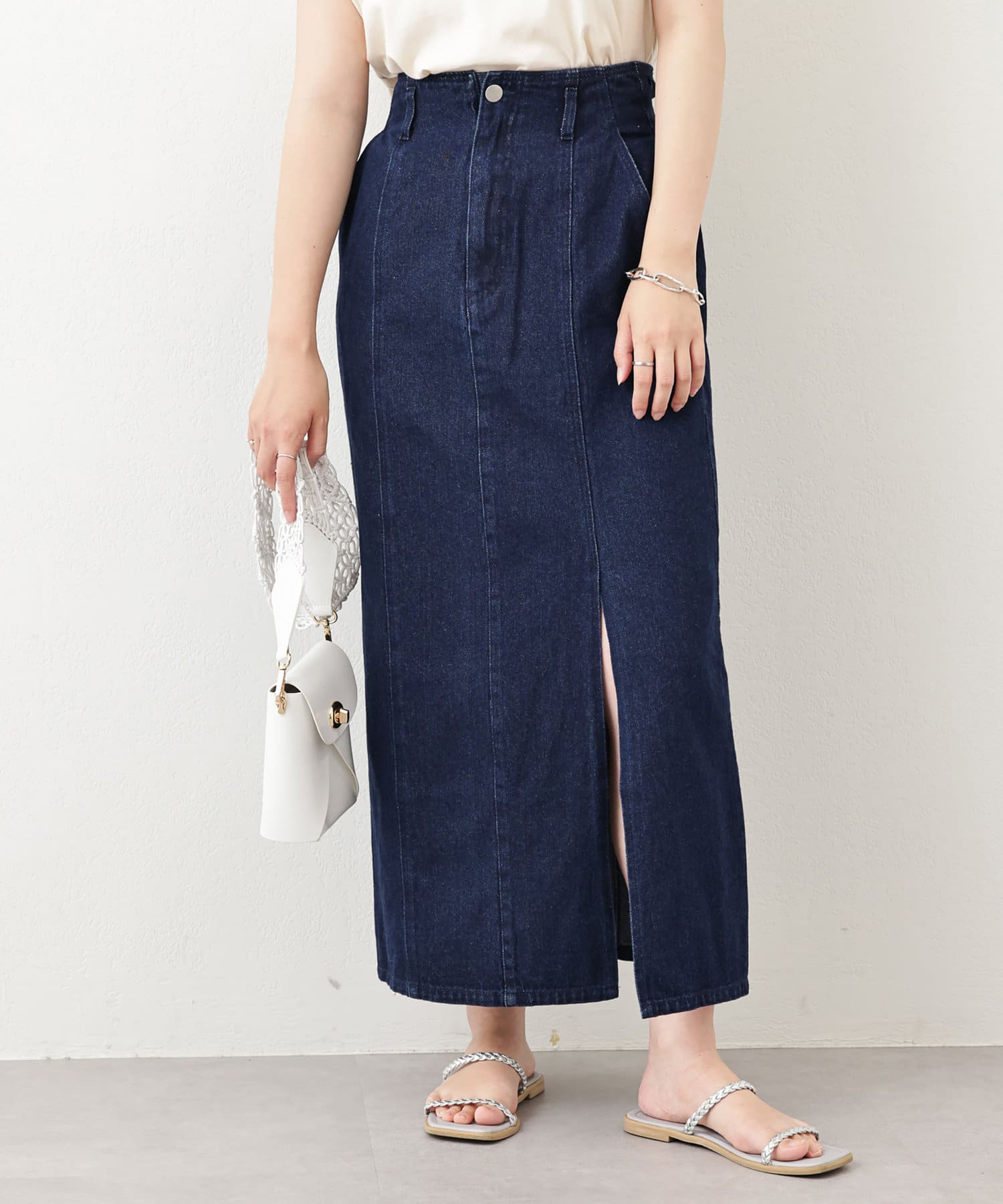 natural couture(ナチュラルクチュール) 深めスリットデニムナロースカート