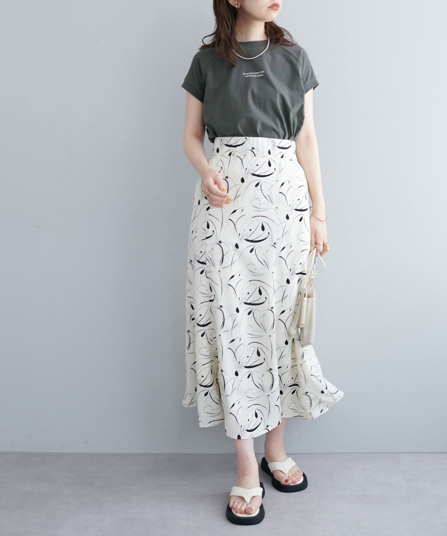 natural couture(ナチュラルクチュール) USAコットンモックネックロゴＴ