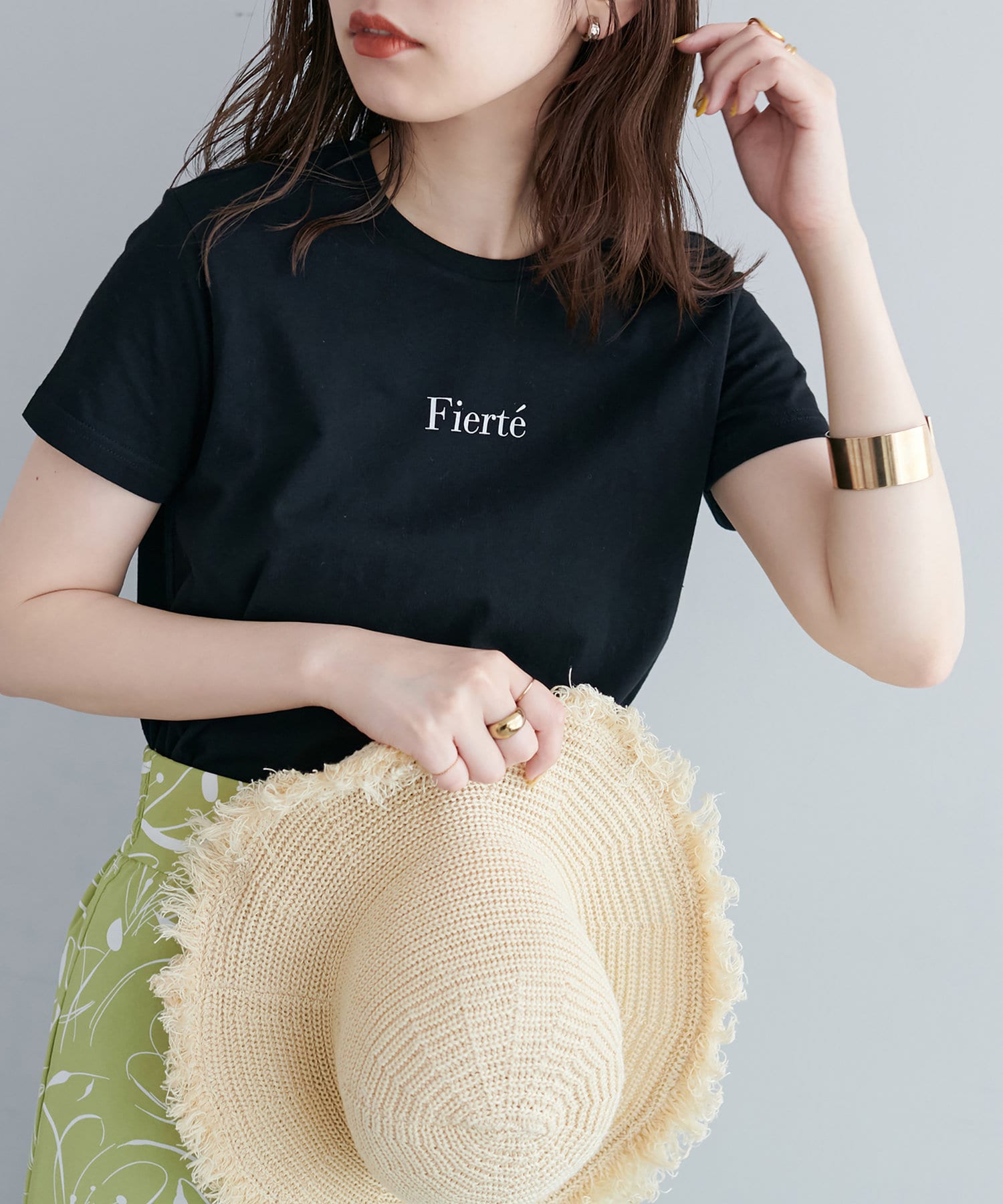 natural couture(ナチュラルクチュール) 旬のカラーリングが目を惹く ベーシック半袖ロゴＴ