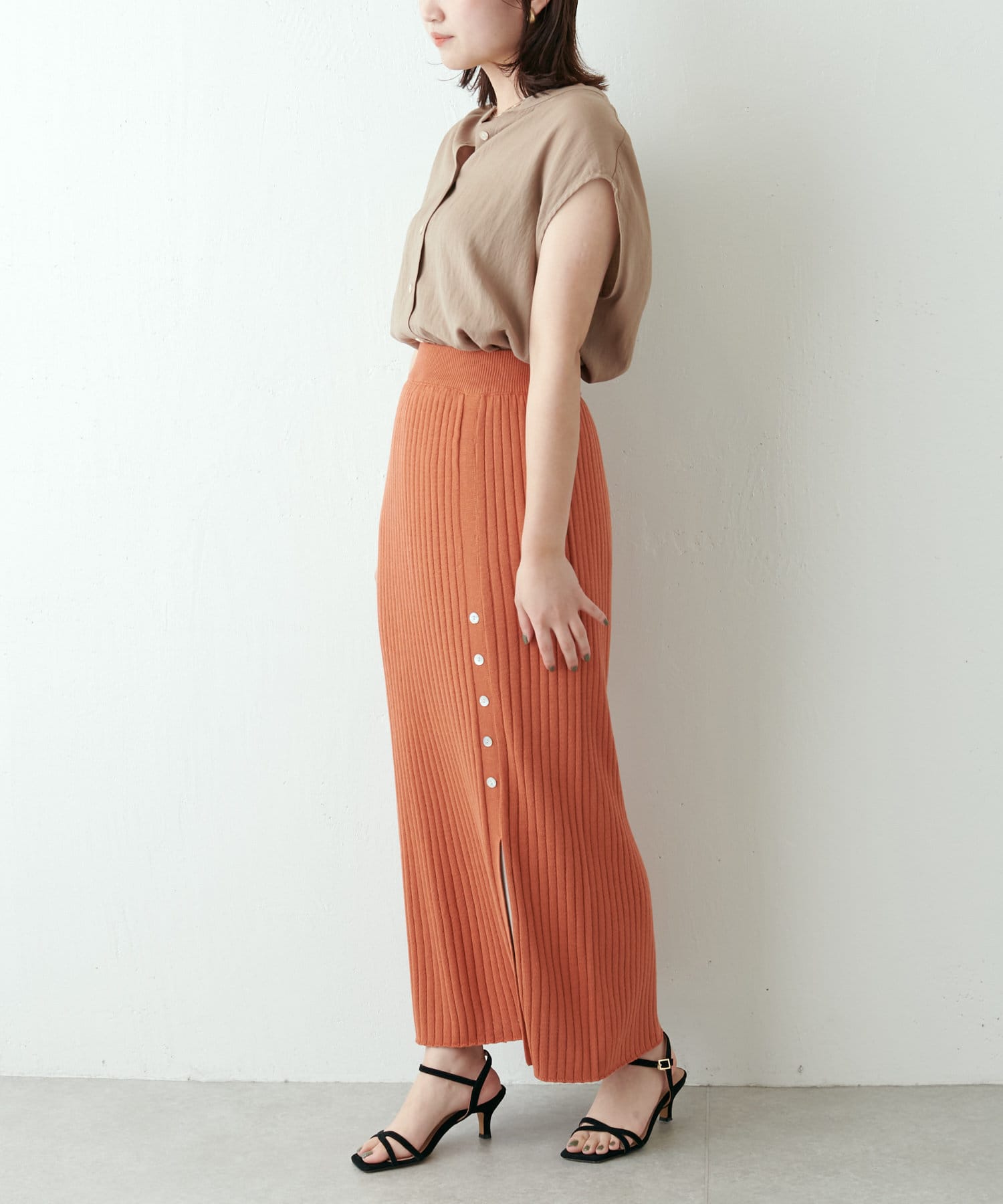 美シルエット ボタン付きリブタイトスカート Jena Espace Merveilleux ジェナ エスパスメルヴェイユ レディース Pal Closet パルクローゼット パルグループ公式ファッション通販サイト