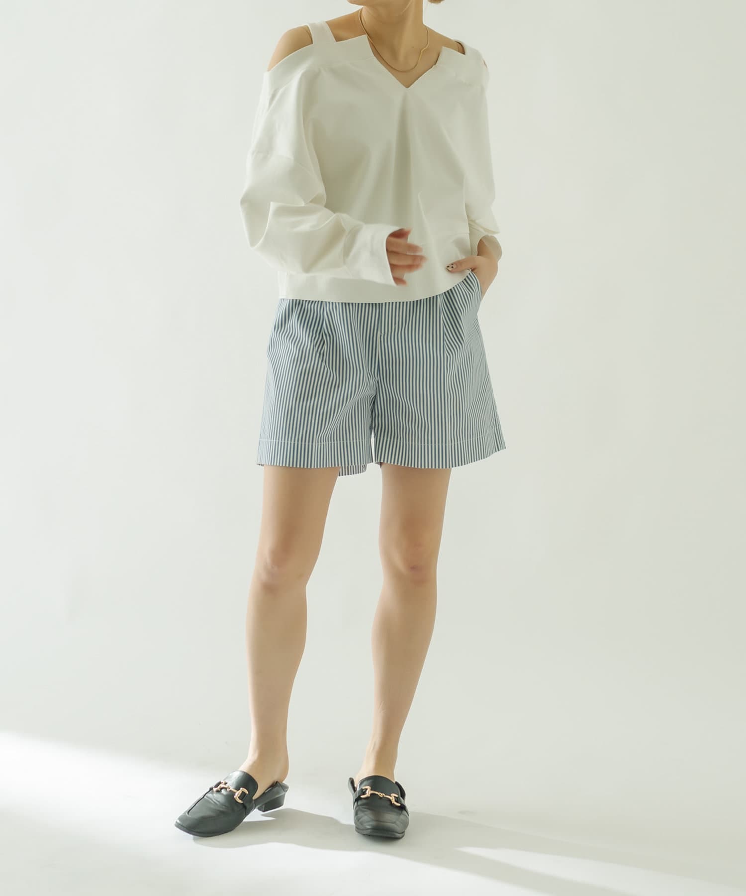 【新品未使用】LMND ストライプ ショートパンツ ベージュ ストライプ 新品未使用】LMND ストライプ ショートパンツ ベージュ ストライプ