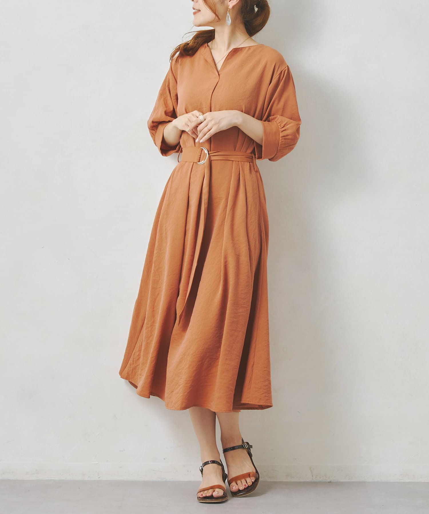 スリットネックワンピース ベルト付スリットネックワンピース | Chez toi(シェトワ