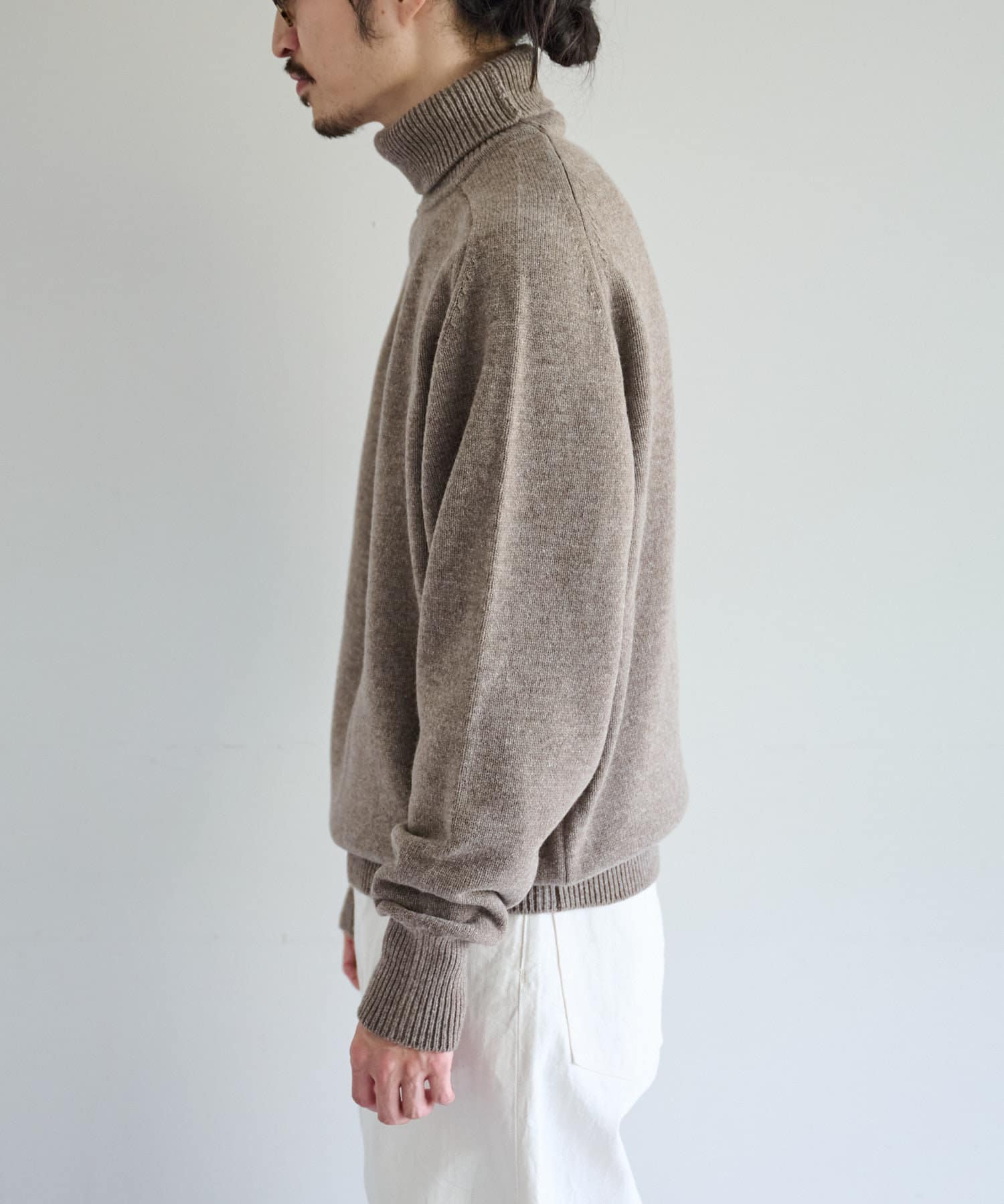 HERILL ヘリル ブラック シープ タートルネック ニット HERILL ヘリル