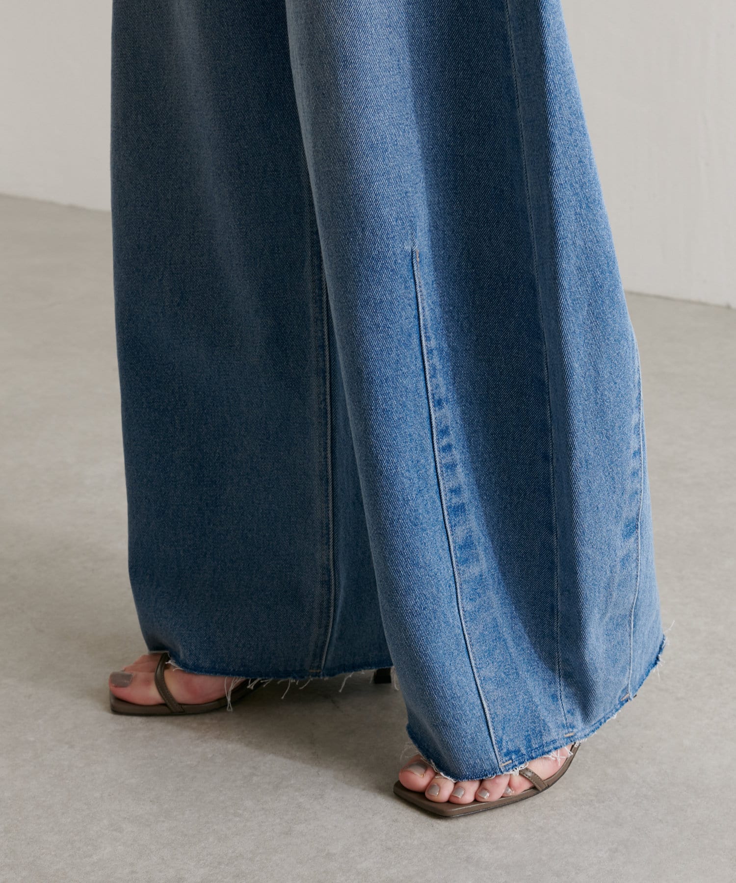 COLLAGE GALLARDAGALANTE(コラージュ ガリャルダガランテ) 【5月7日13：00まで！TIMESALE開催中】《累計販売2.５万本》デニムバレルパンツ/ブルージュ