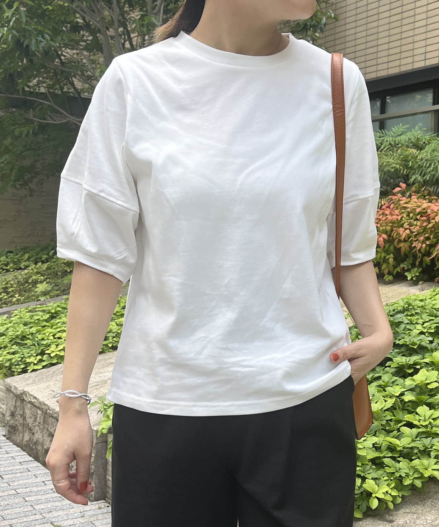 ボリュームタックスリーブTシャツ | Chez toi(シェトワ)レディース | PAL CLOSET(パルクローゼット) -  パルグループ公式ファッション通販サイト