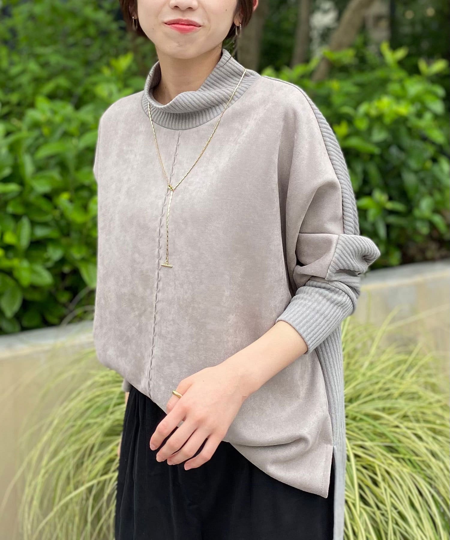 ジェナ エスパスメルヴェイユ スエードリブ切替プルオーバー