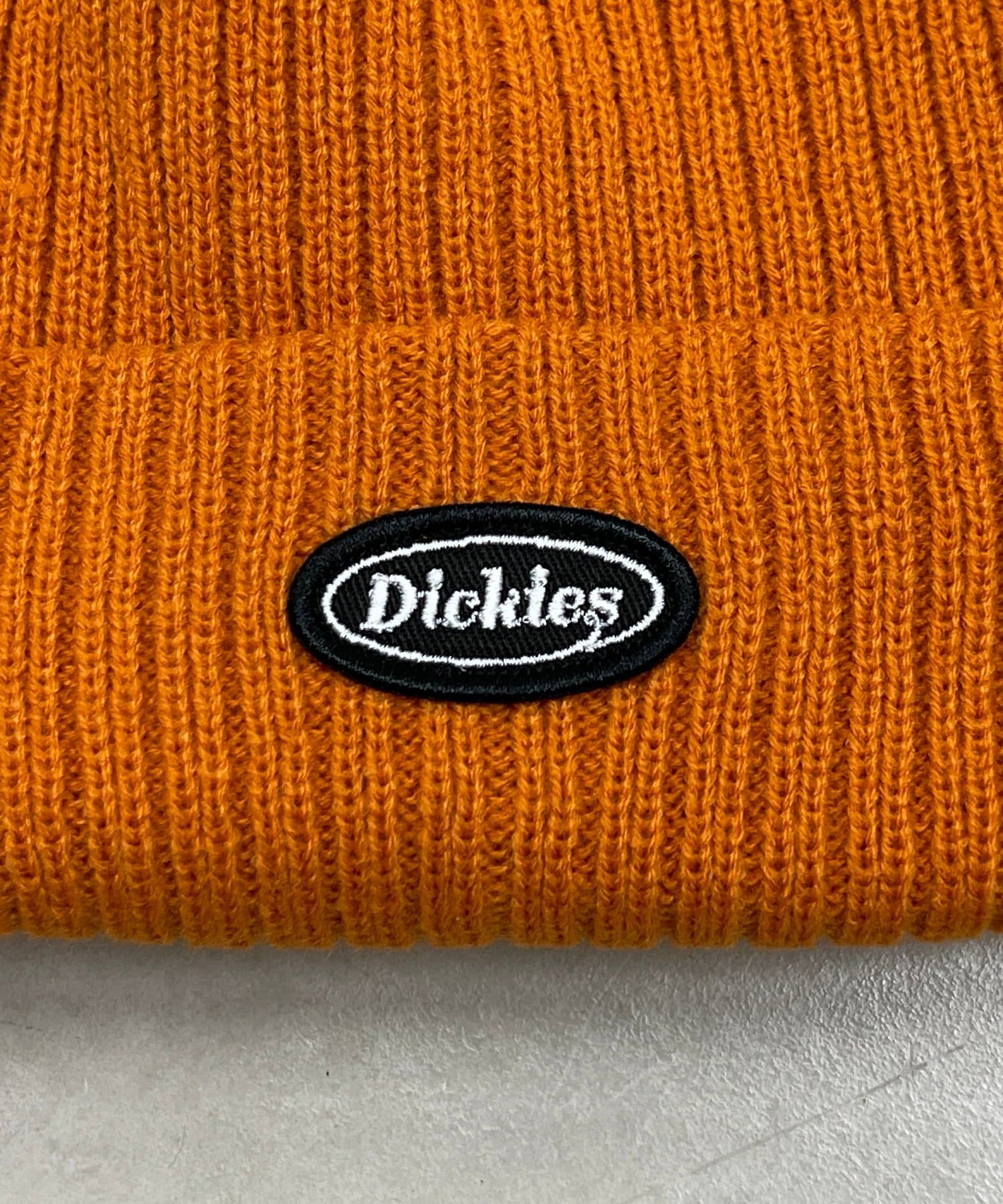 CPCM(シーピーシーエム) 【Dickies】1ポイント刺繍ロゴワッペンニットキャップ