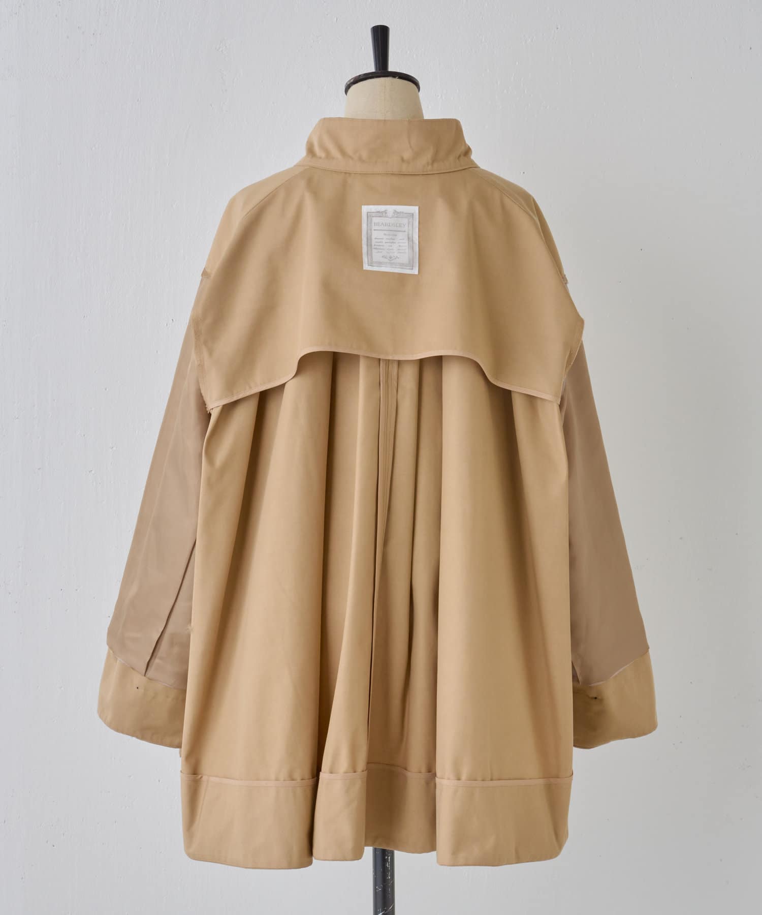 BEARDSLEY(ビアズリー) 後ろタックブルゾン