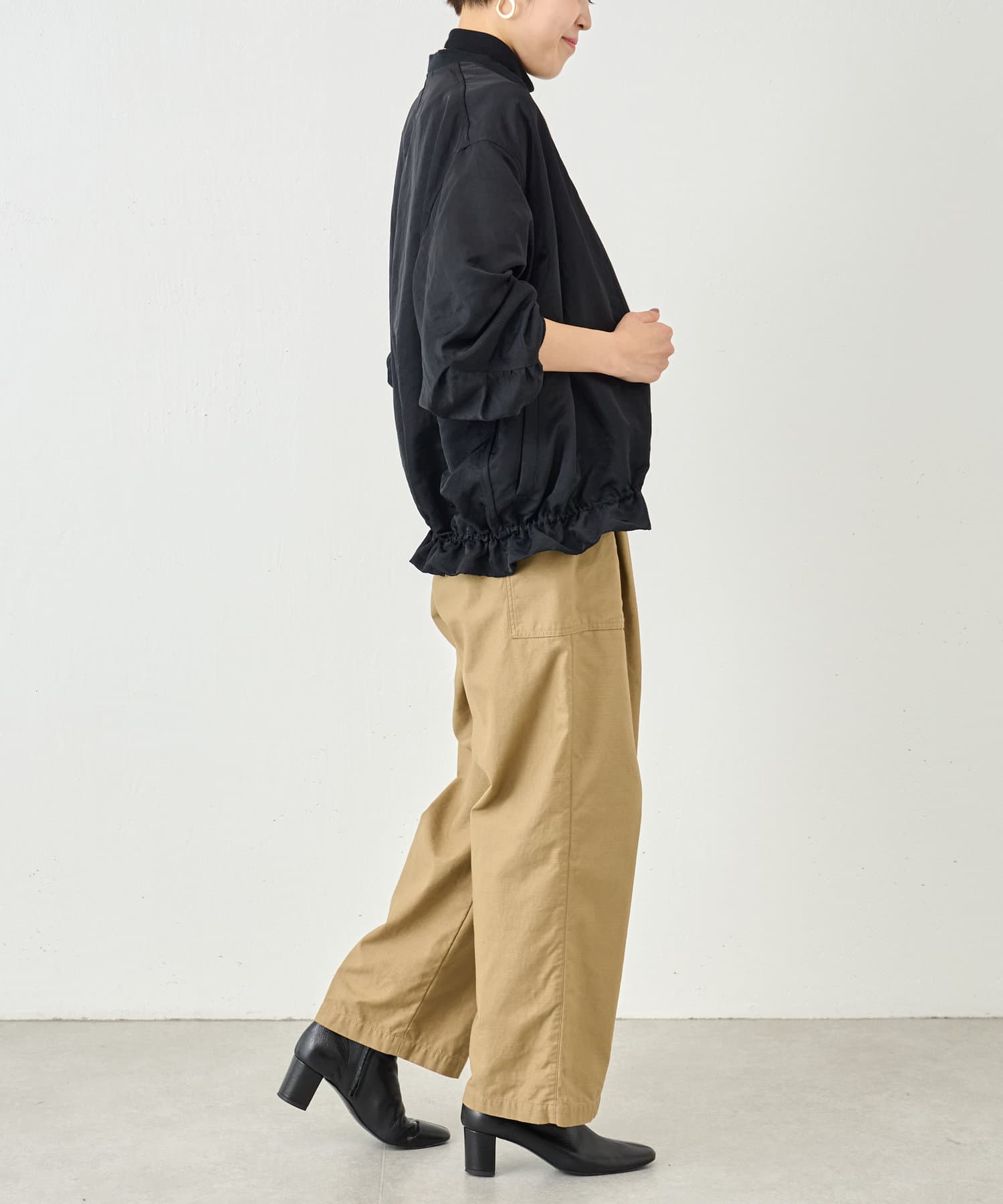 裾フリルMA-1ブルゾン BEARDSLEY(ビアズリー)レディース PAL CLOSET(パルクローゼット) パルグループ公式ファッション通販サイト ディスコート『M』ブルゾン MA1 カーキ アウター レース