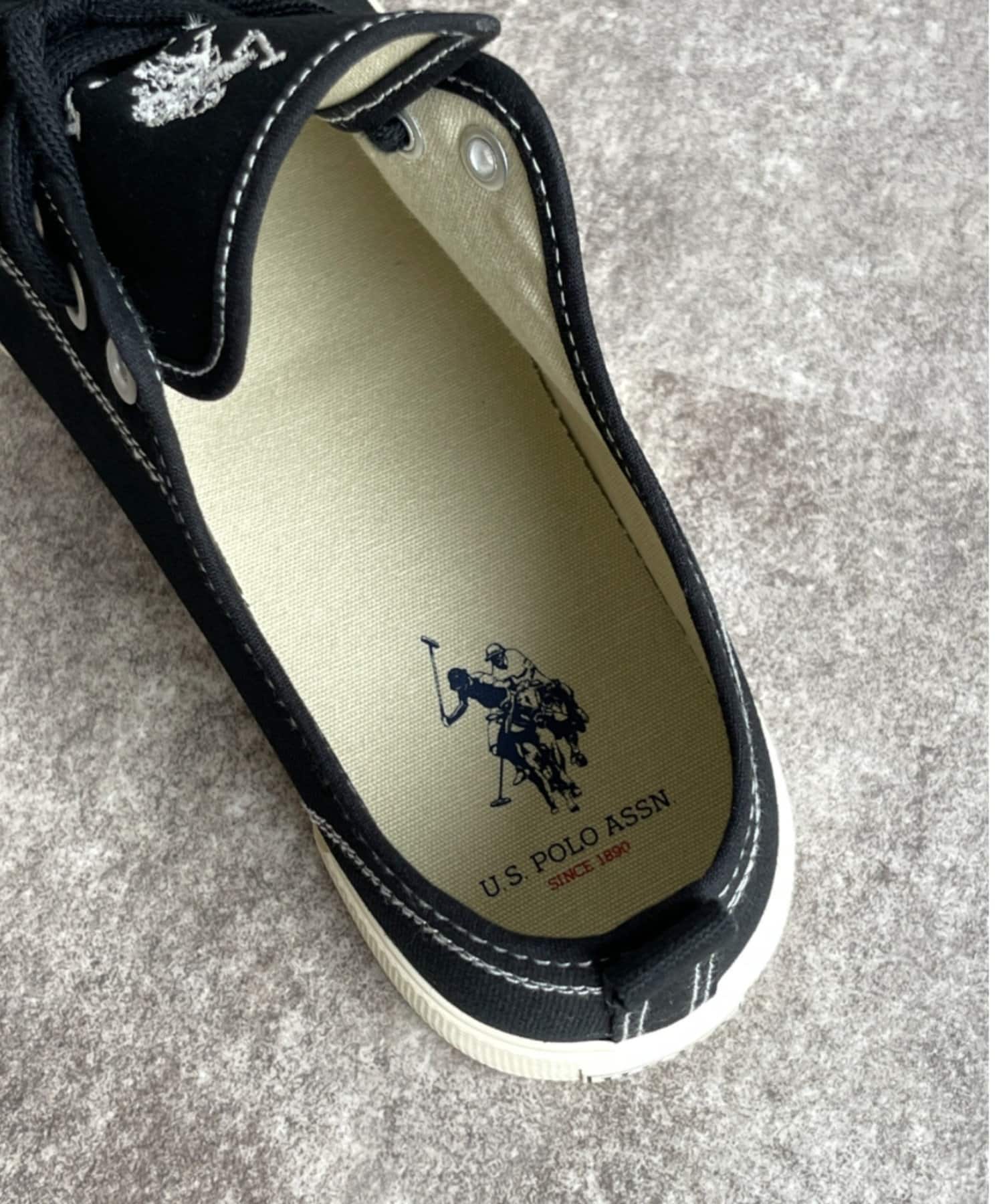 U.S. POLO ASSN.】1ポイントロゴ刺繍メンズ ローカットスニーカー