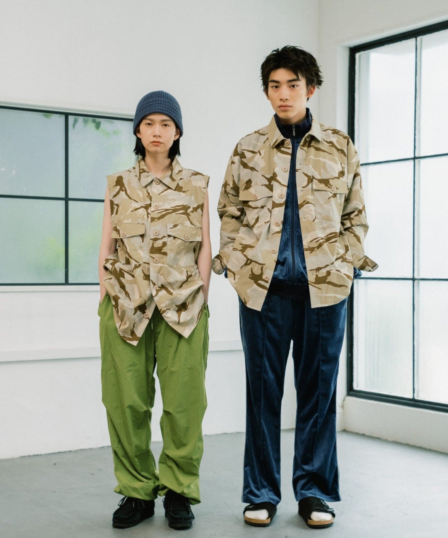 【WHIMSIC】SNOW CAMO OVER PANTS WHIMSIC】SNOW CAMO OVER PANTS | Kastane(カスタネ)レディース