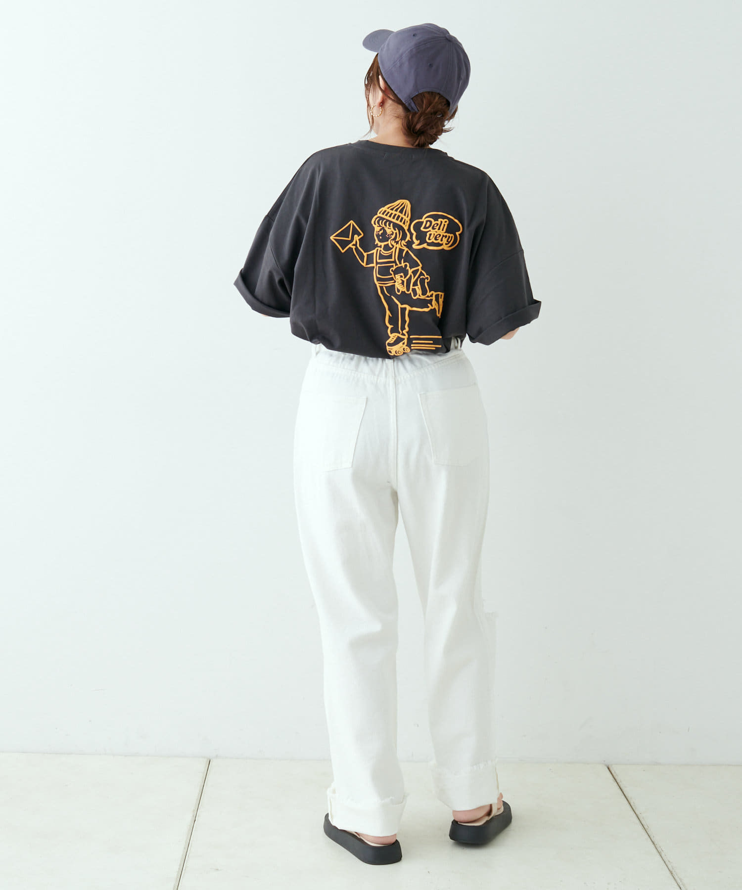 NICE CLAUP / OLIVE des OLIVE OUTLET(ナイスクラップ  / オリーブ デ オリーブ アウトレット) 【人気の女の子プリント】デリバリーガールプリントBIGTシャツ