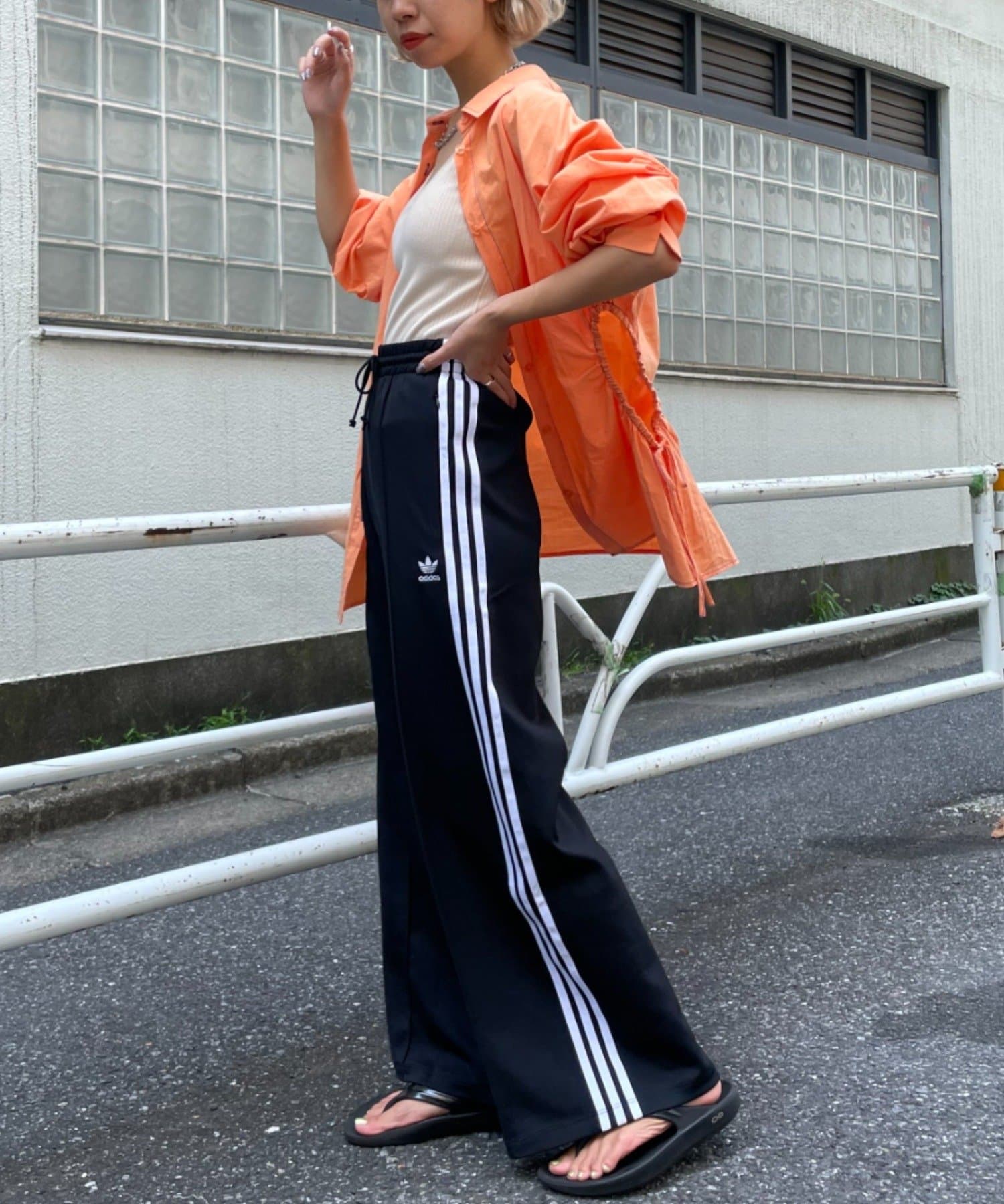 adidas リラックス ワイドレッグパンツ ワイドパンツ ジャージ - 通販 ...