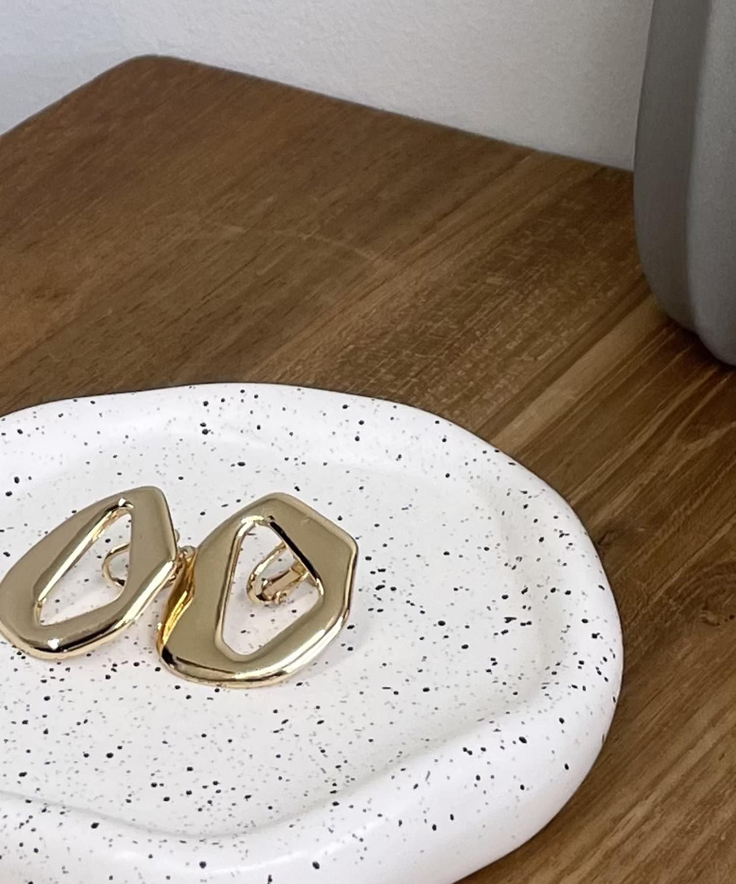 un dix cors(アンディコール) 【さりげない存在感】サークルモチーフイヤリング