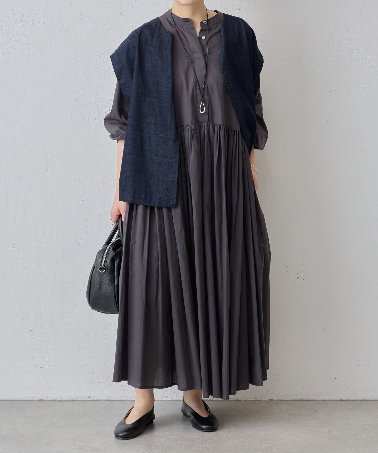 BEARDSLEY(ビアズリー) 《2サイズ展開》ギャザーワンピース