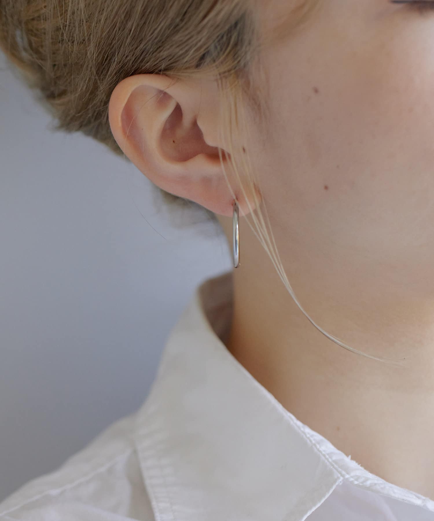 ear PAPILLONNER(イア パピヨネ) 《金属アレルギー対応/ステンレス/キャッチレス》22mmバイカラーフープピアス