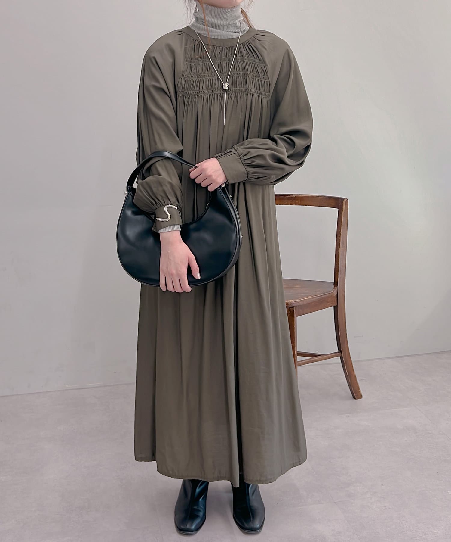 un dix cors(アンディコール) 前後2WAYシャーリングワンピース