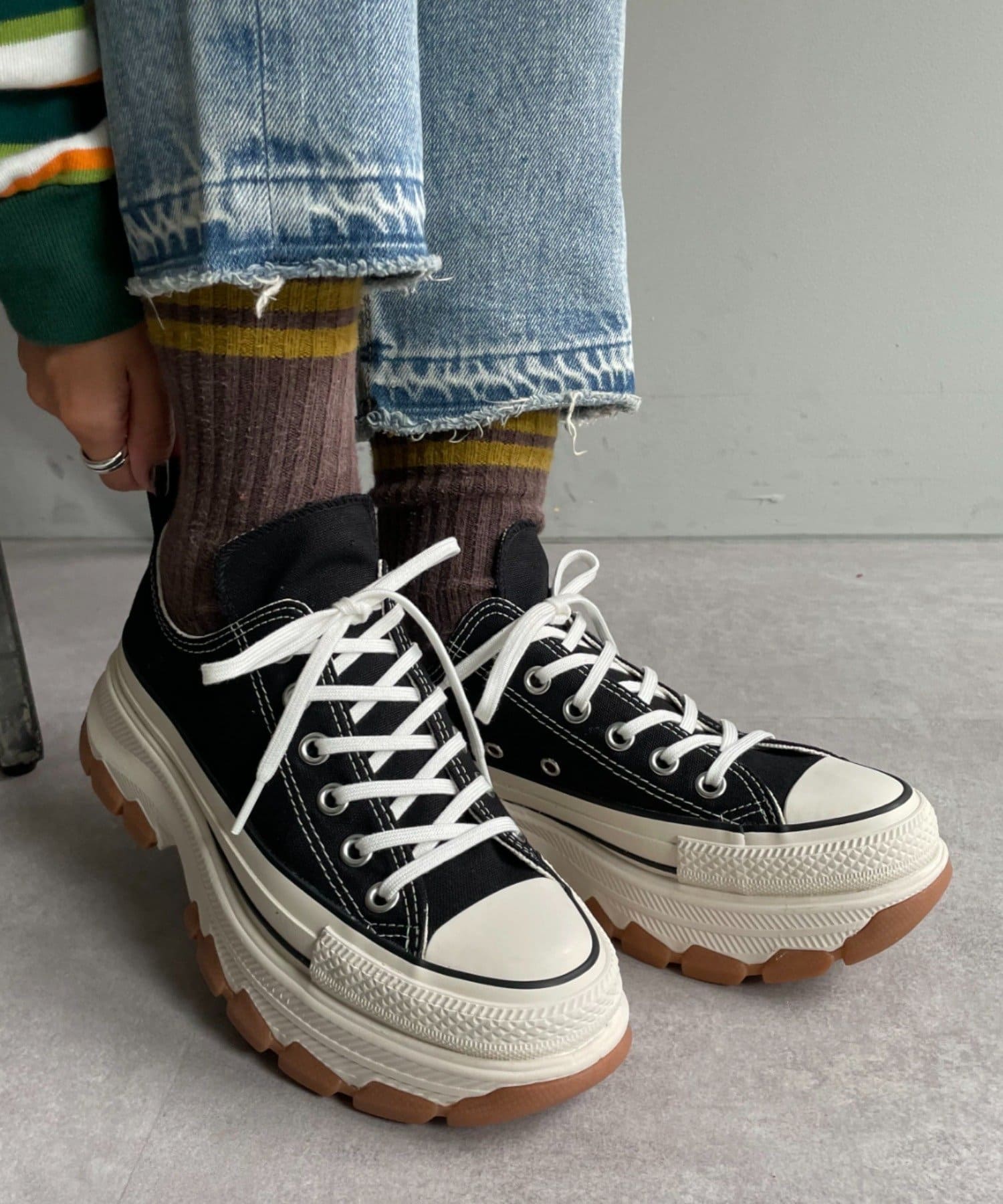 低価日本製 CONVERSE - 新品 コンバース 厚底 TREKWAVE HI トレック