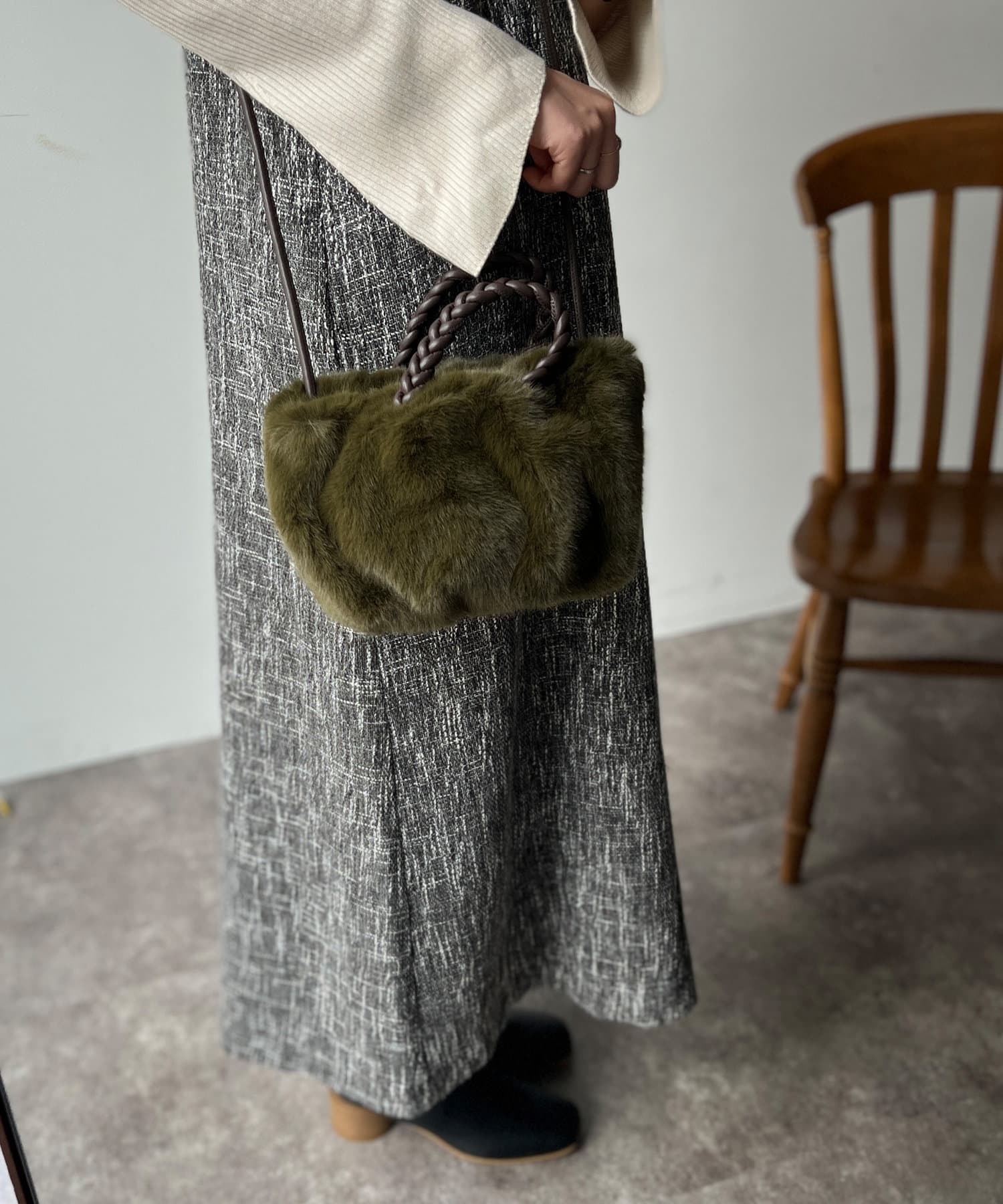 Chez toi(シェトワ) 編みハンドルフェイクファーBAG