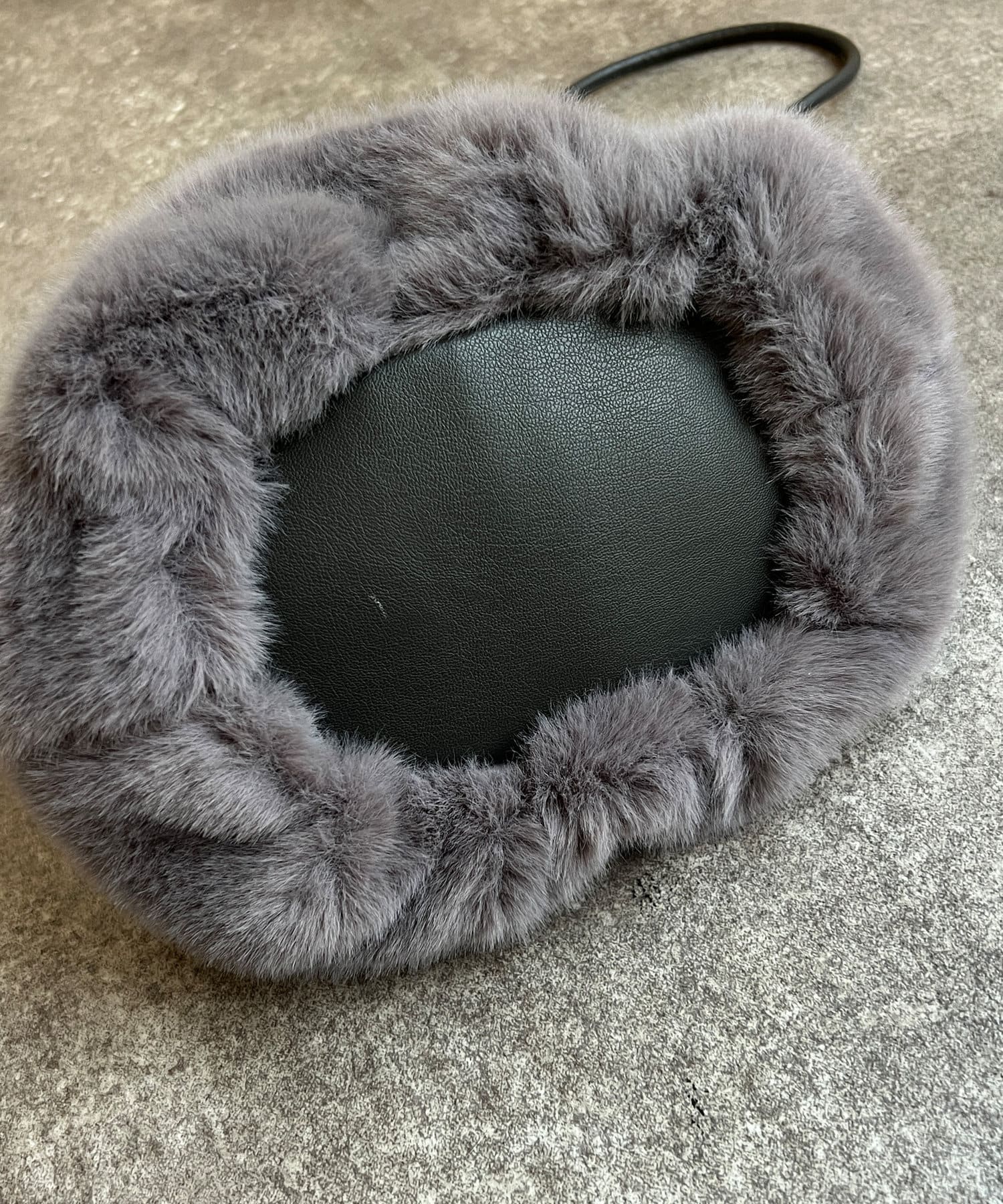 Chez toi(シェトワ) 編みハンドルフェイクファーBAG